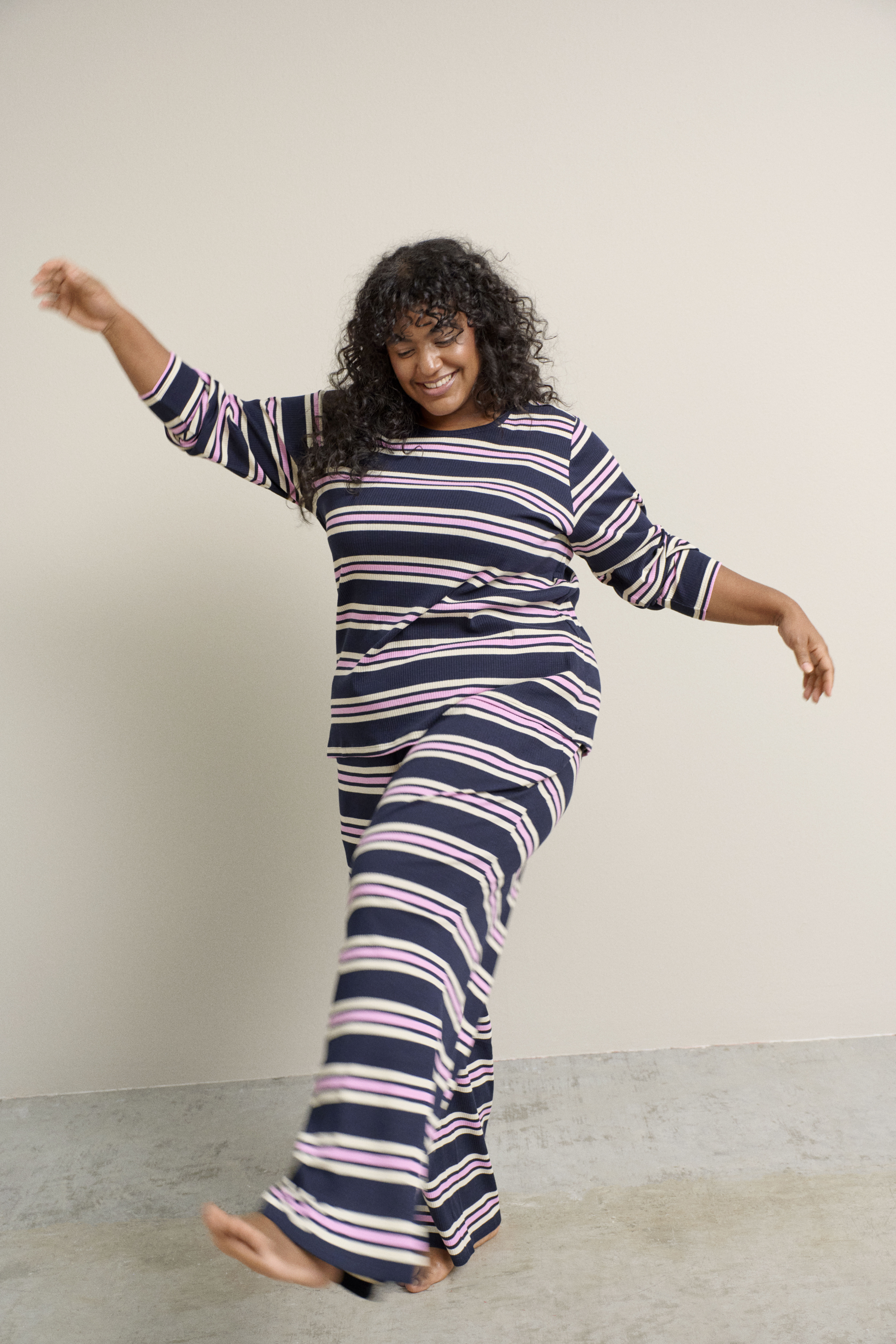 Nachtset van ribjersey met strepen, , Model