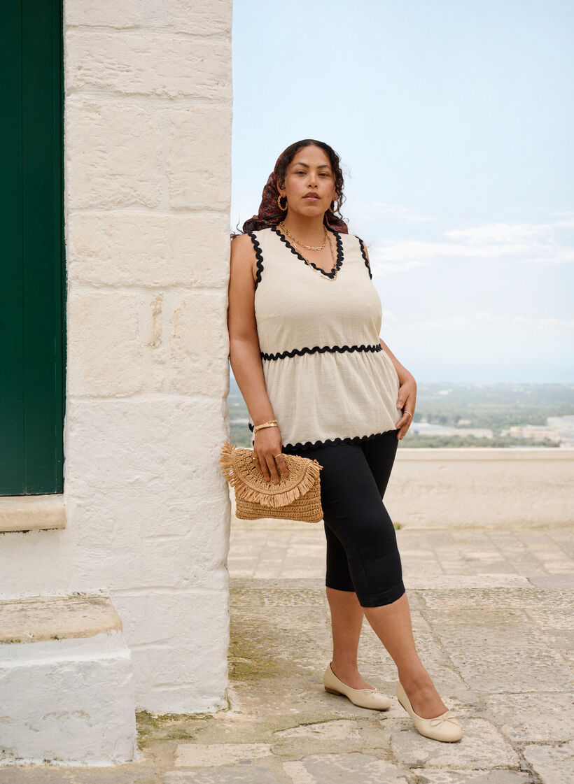 High waist Amy capri jeans met super slim fit, Zwart, Image image number 0