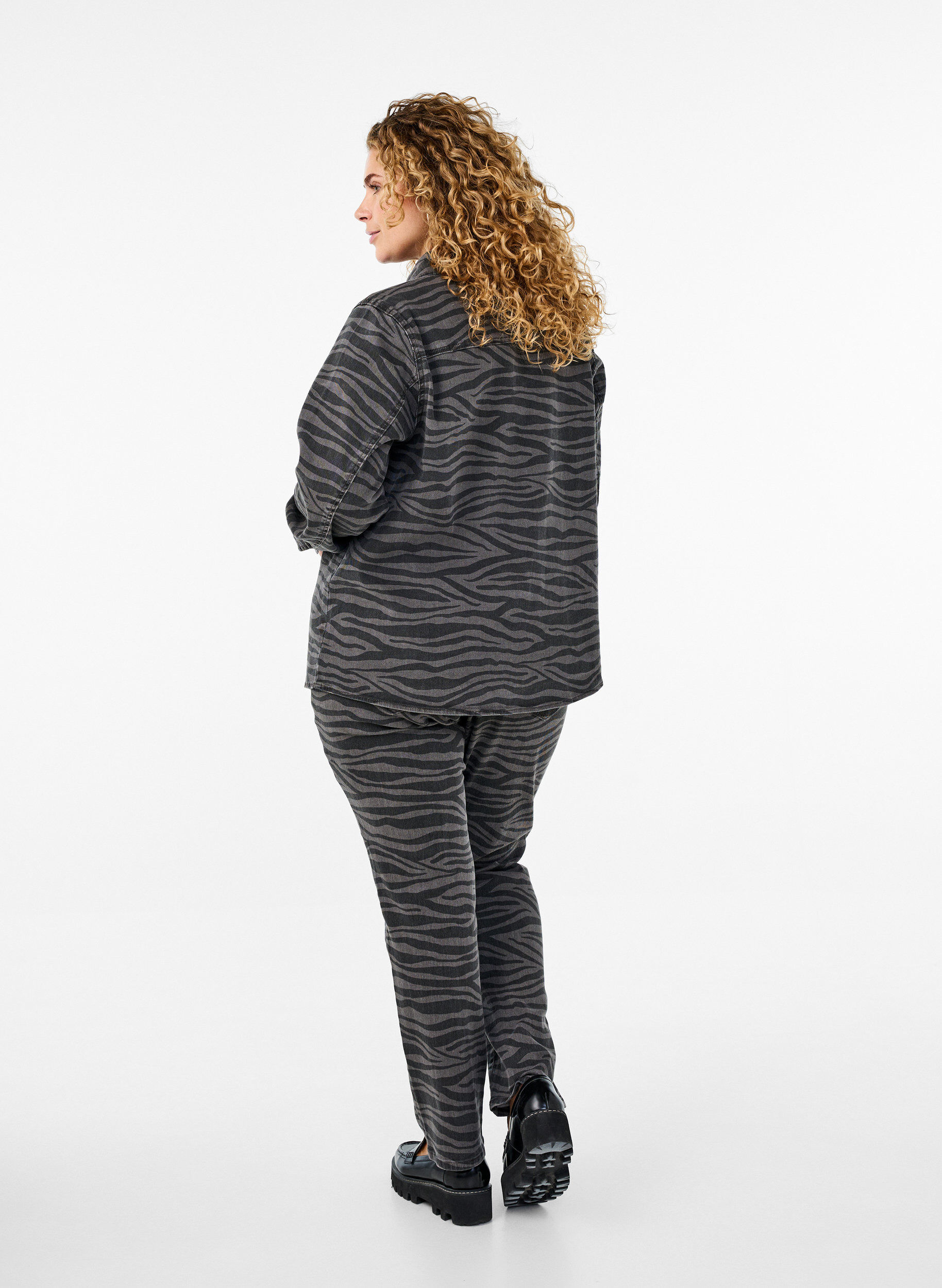 ZizziEmily jeans met zebraprint, Zwart, Model image number 1