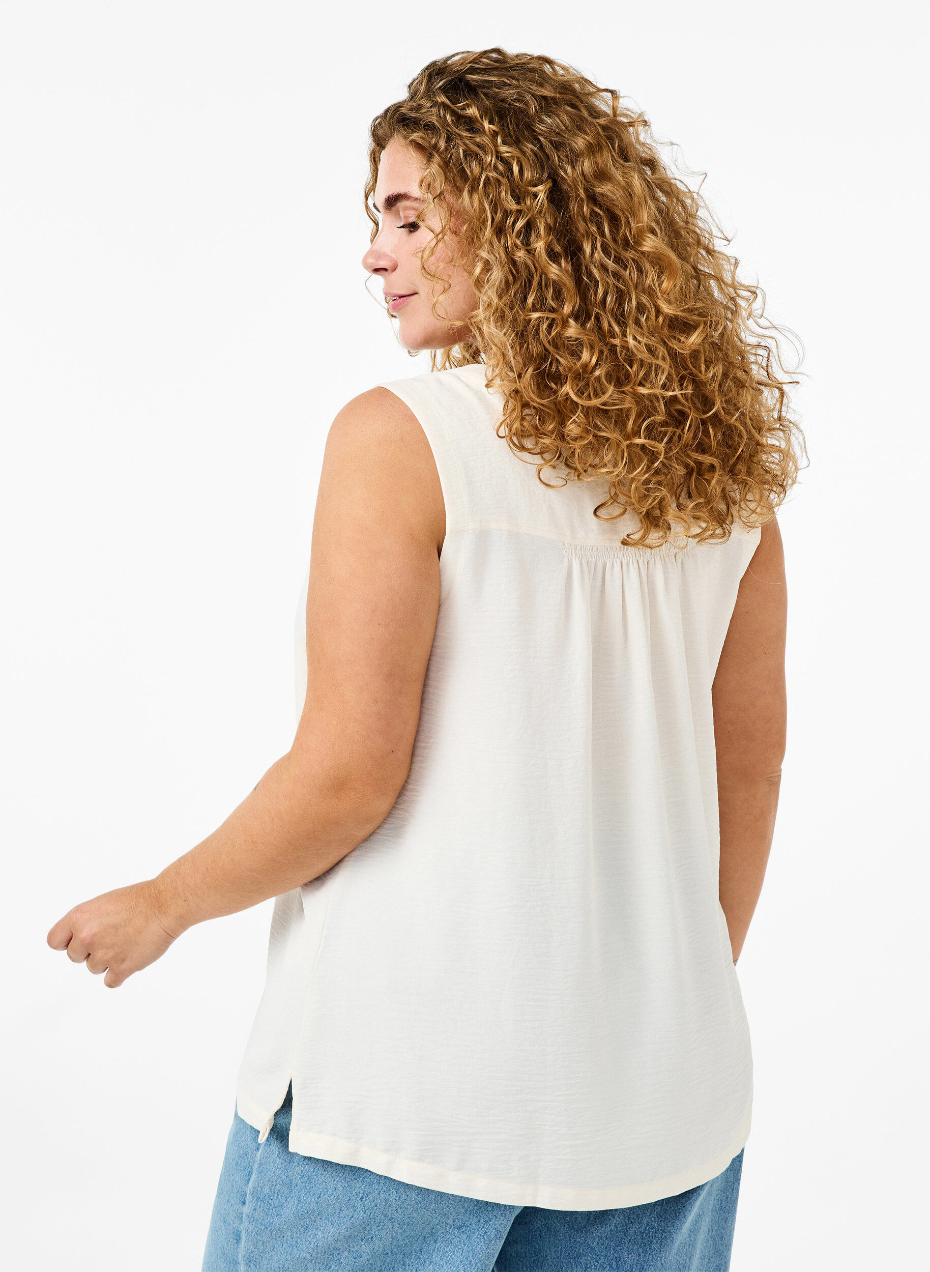 ZizziMouwloze top met kreukeffecten, Vanille, Model image number 2