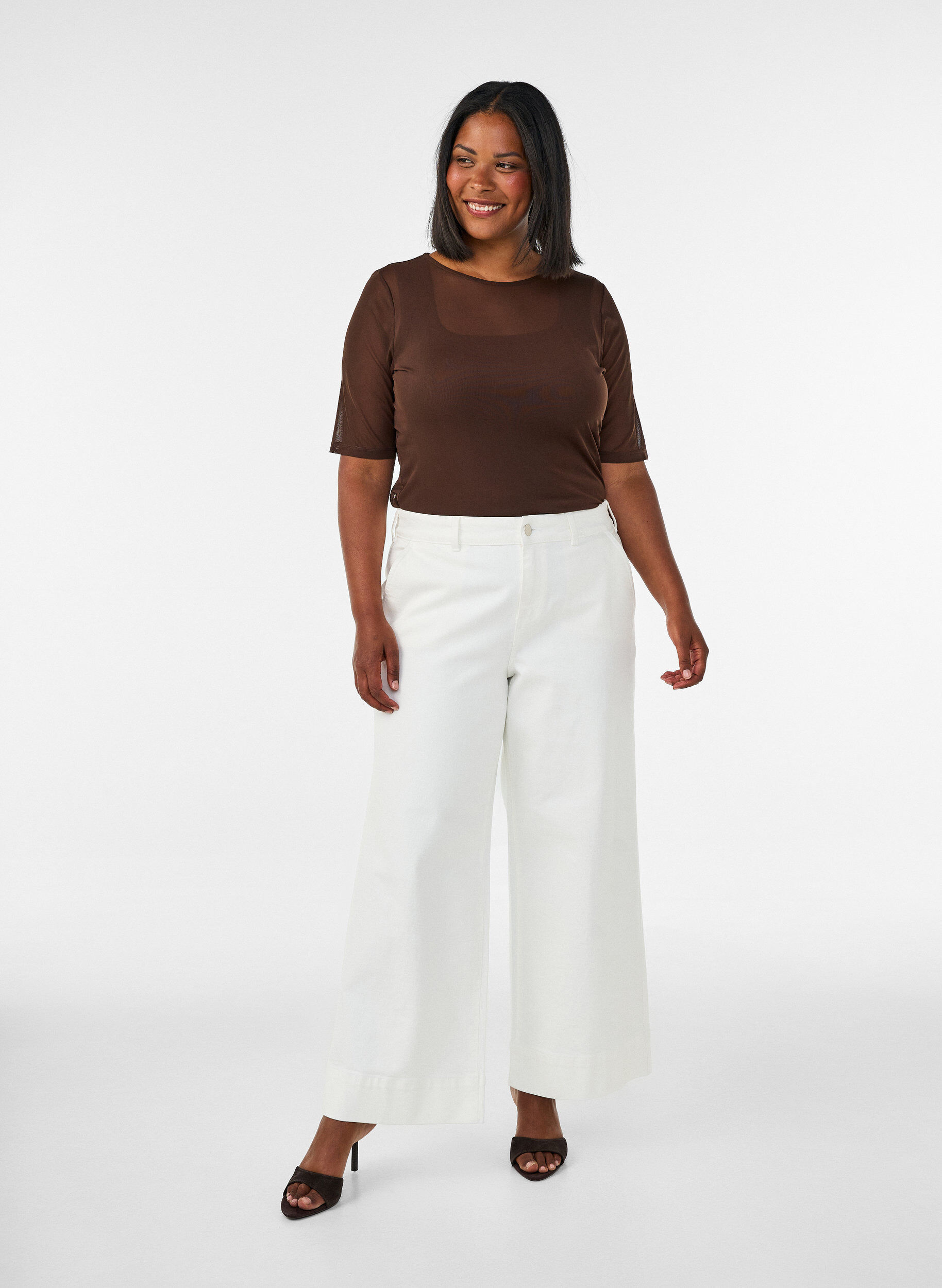 ZizziMesh top met korte mouwen en ronde hals, Bruin, Model image number 1