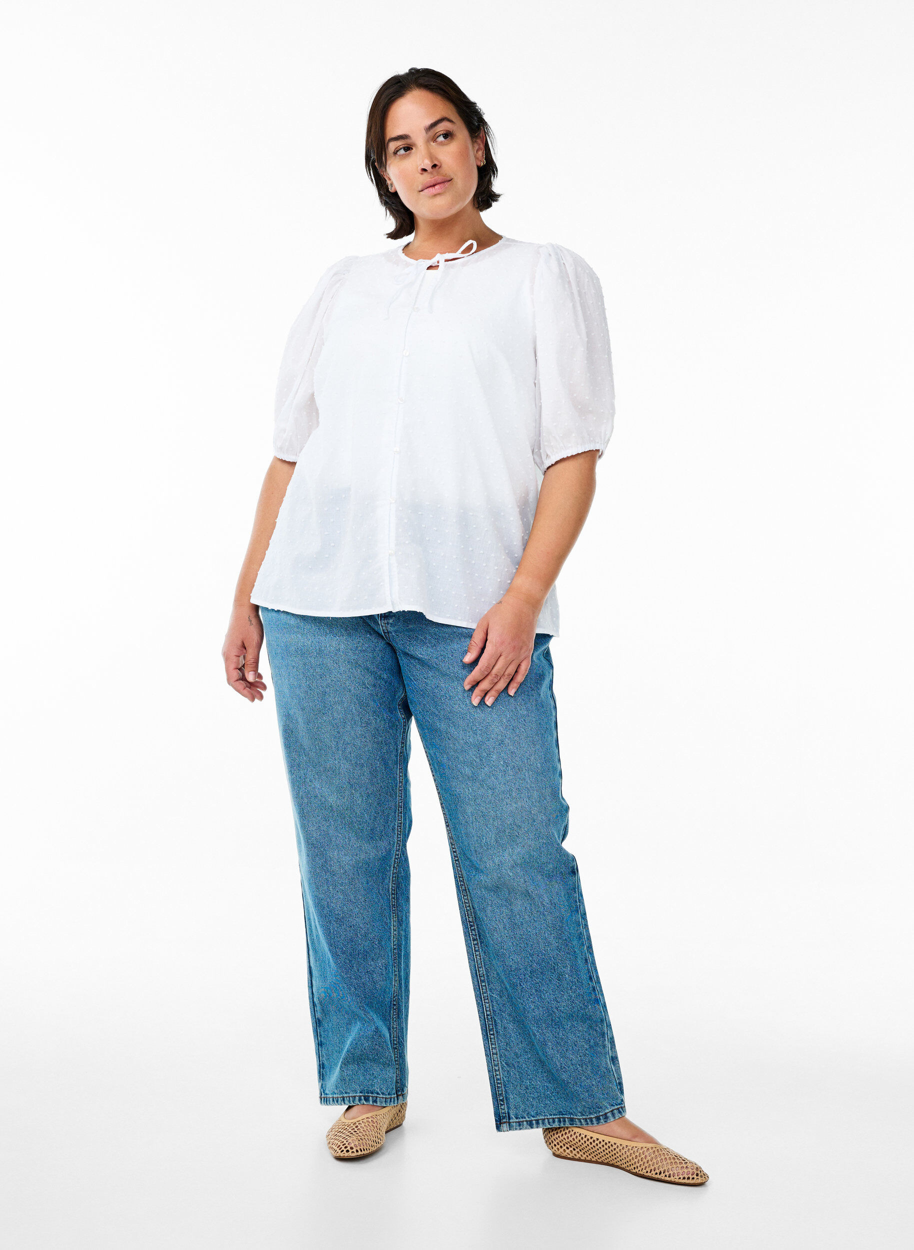 ZizziShirtblouse met strikkoord en gestippelde textuur, Wit, Model image number 1