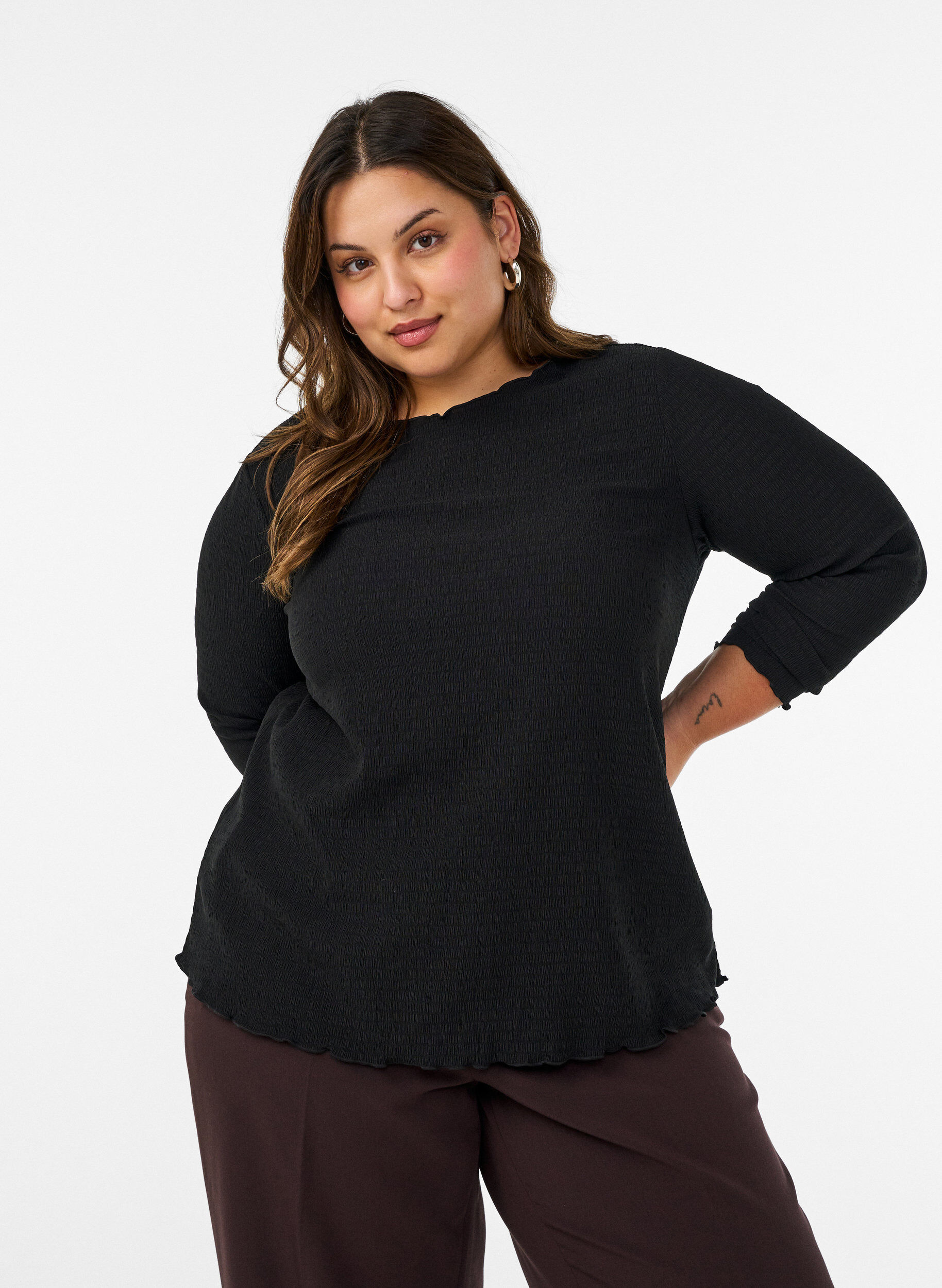 ZizziBlouse met structuur en golvende randen, Zwart, Model image number 0
