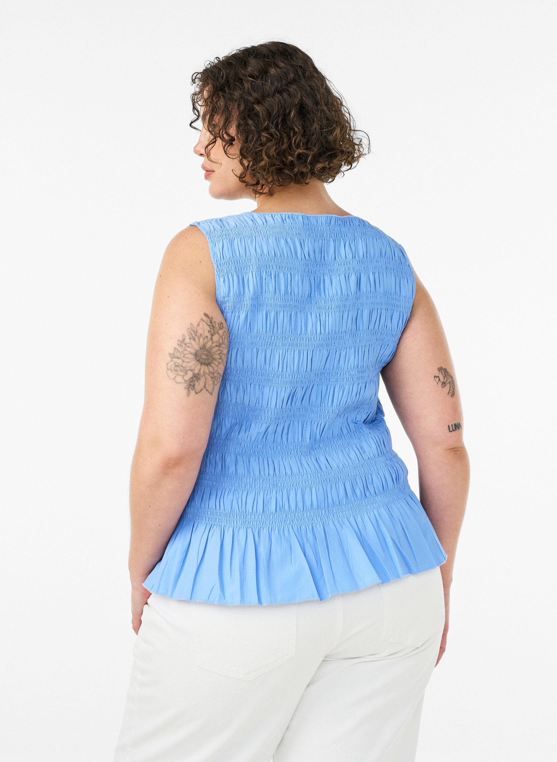 ZizziSmocktop met boothals en peplumzoom, Blauw, Model image number 2