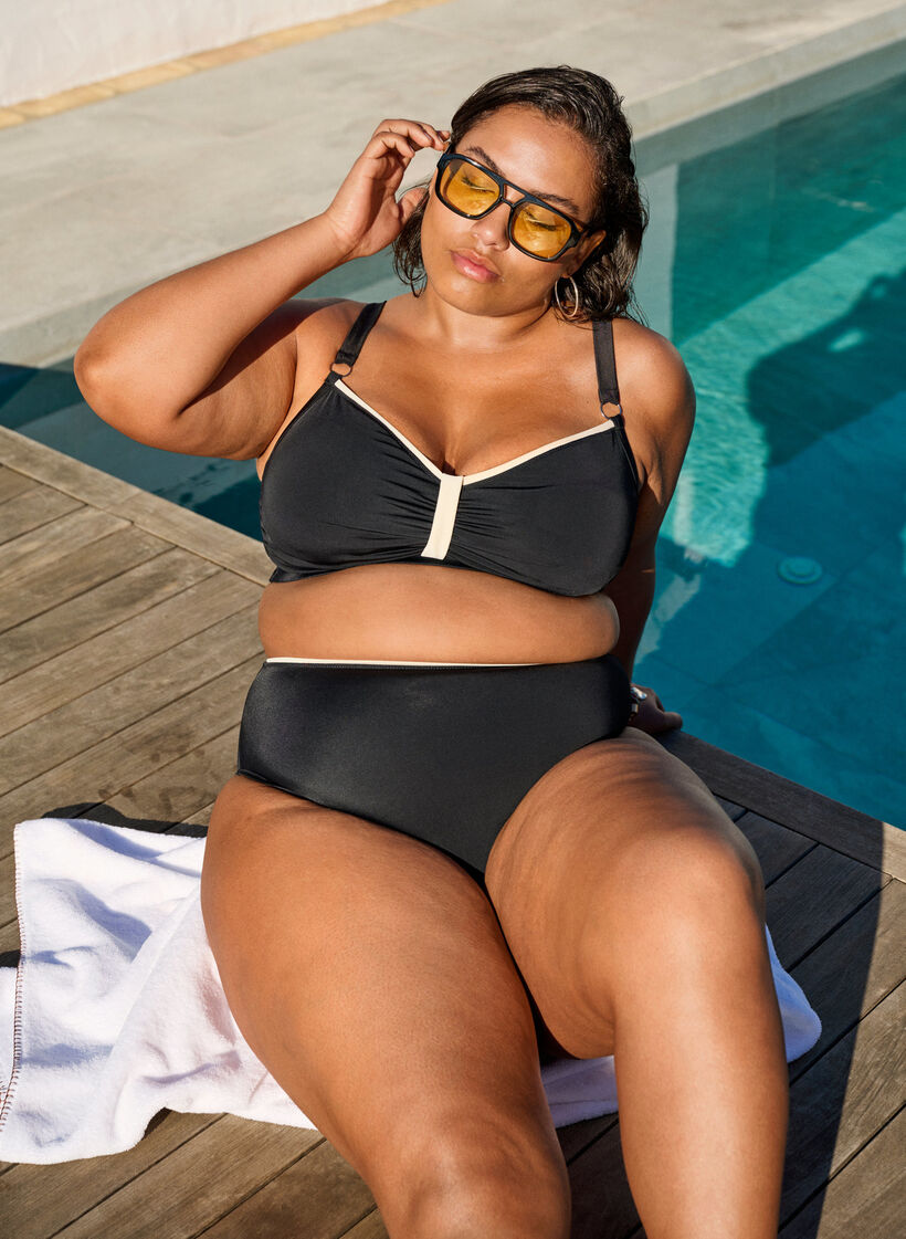 Tai bikinibroek met hoge taille, Black, Image