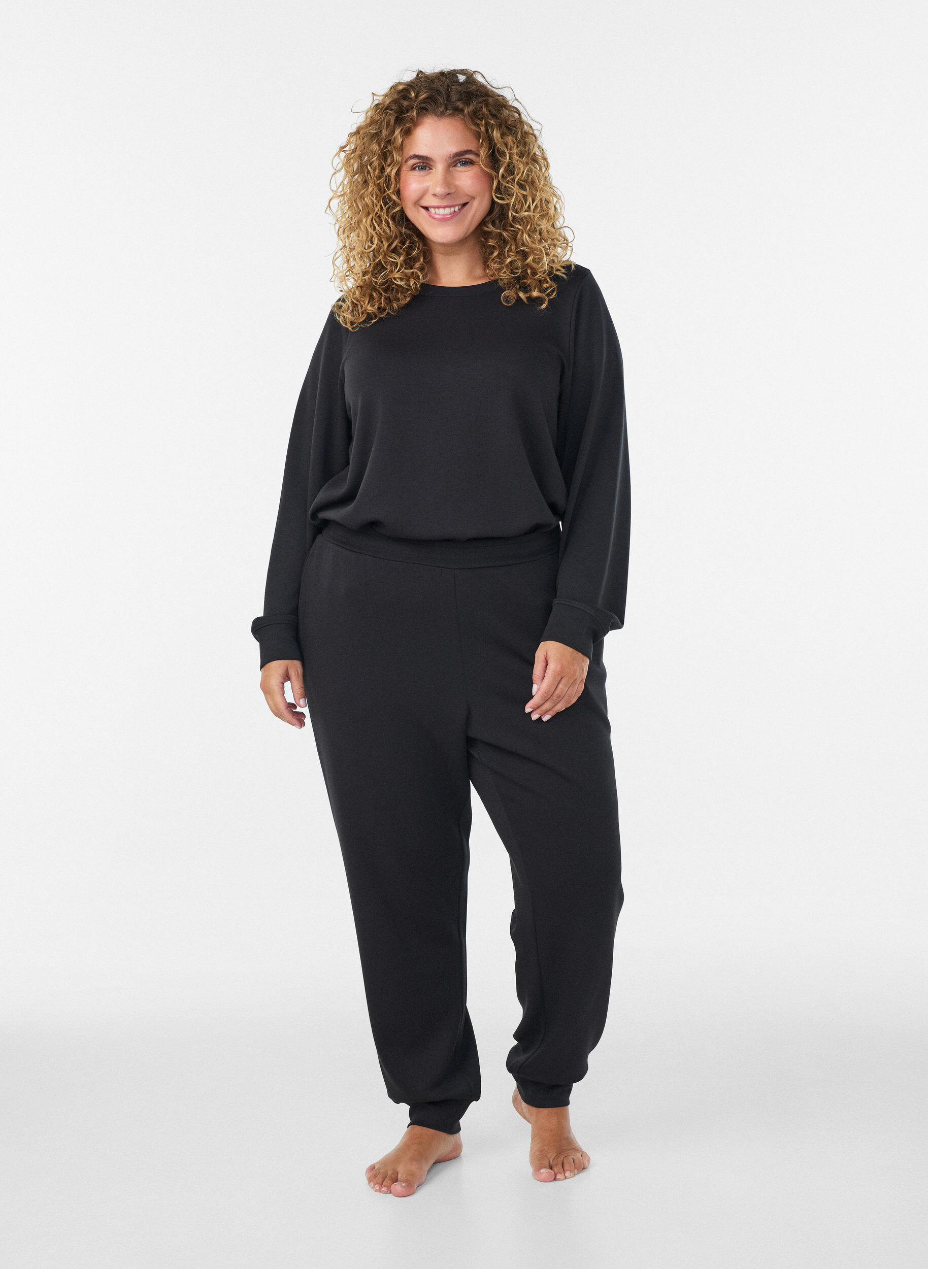 Jerseybroek met hoge taille en zakken, Zwart, Model