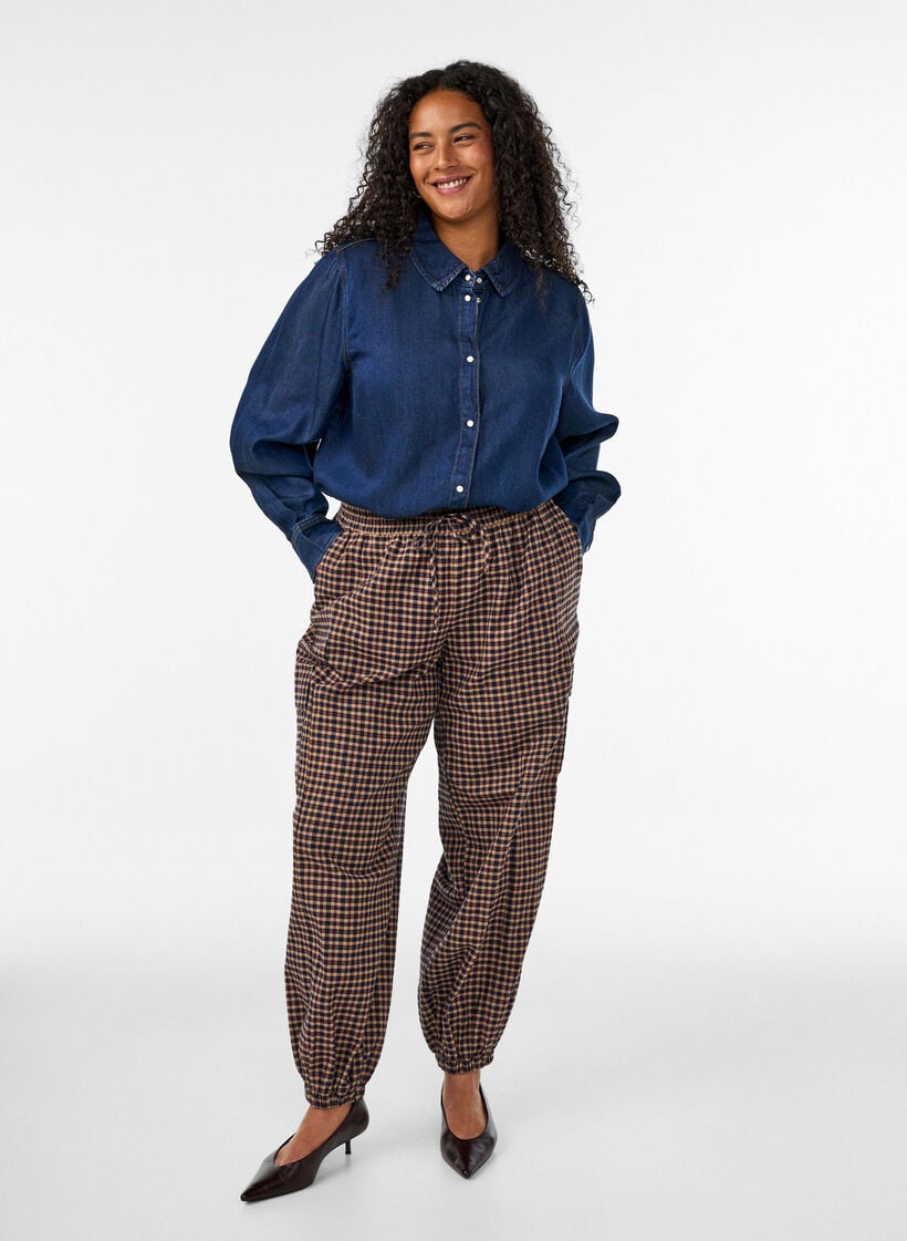 Denim blouse van lyocell met drukknopen, Blauw, Model image number 1
