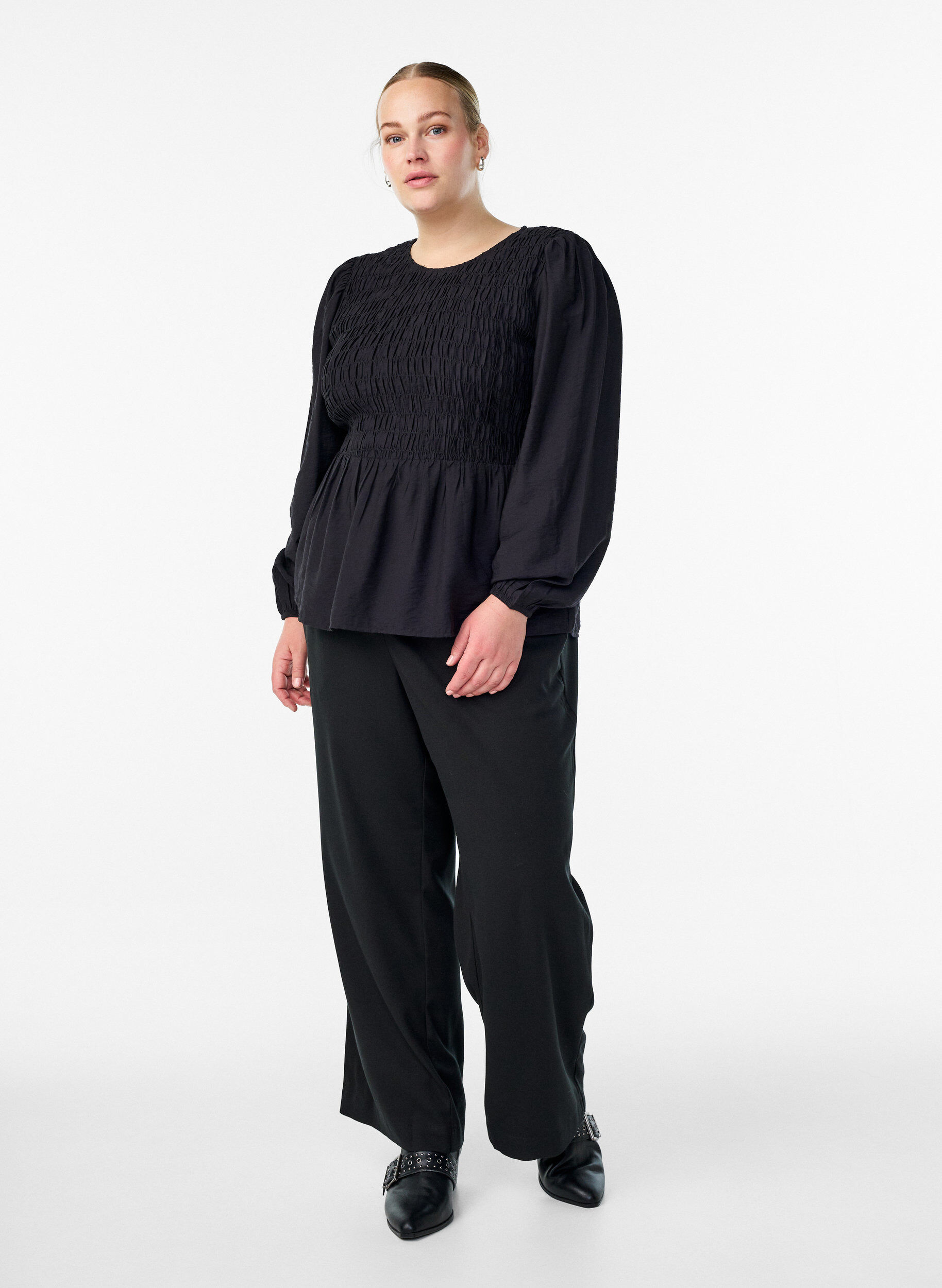 ZizziBlouse met smock en lange mouwen, Zwart, Model image number 1