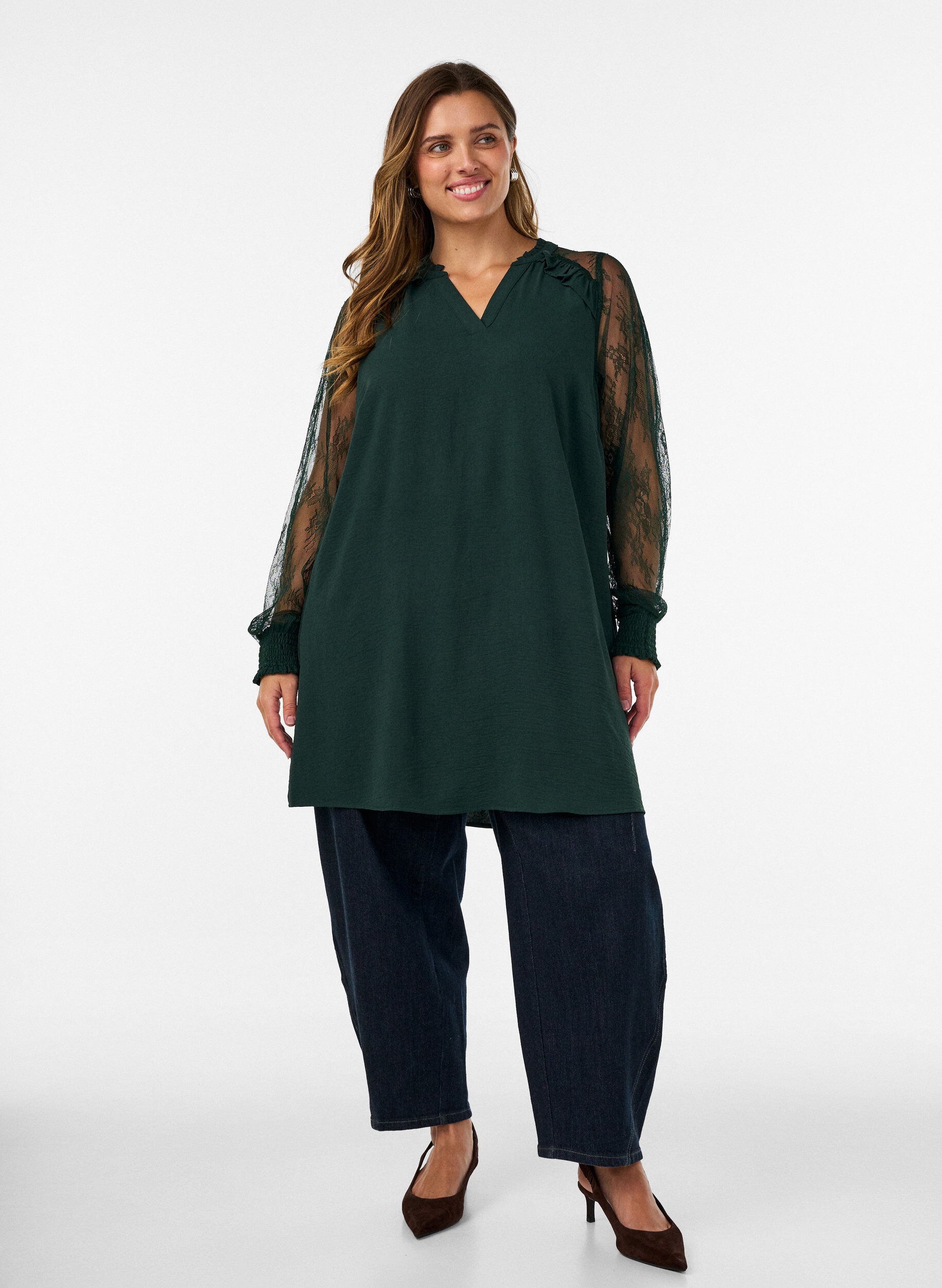 ZizziTuniek met doorschijnende kanten mouwen, Groen, Model image number 1