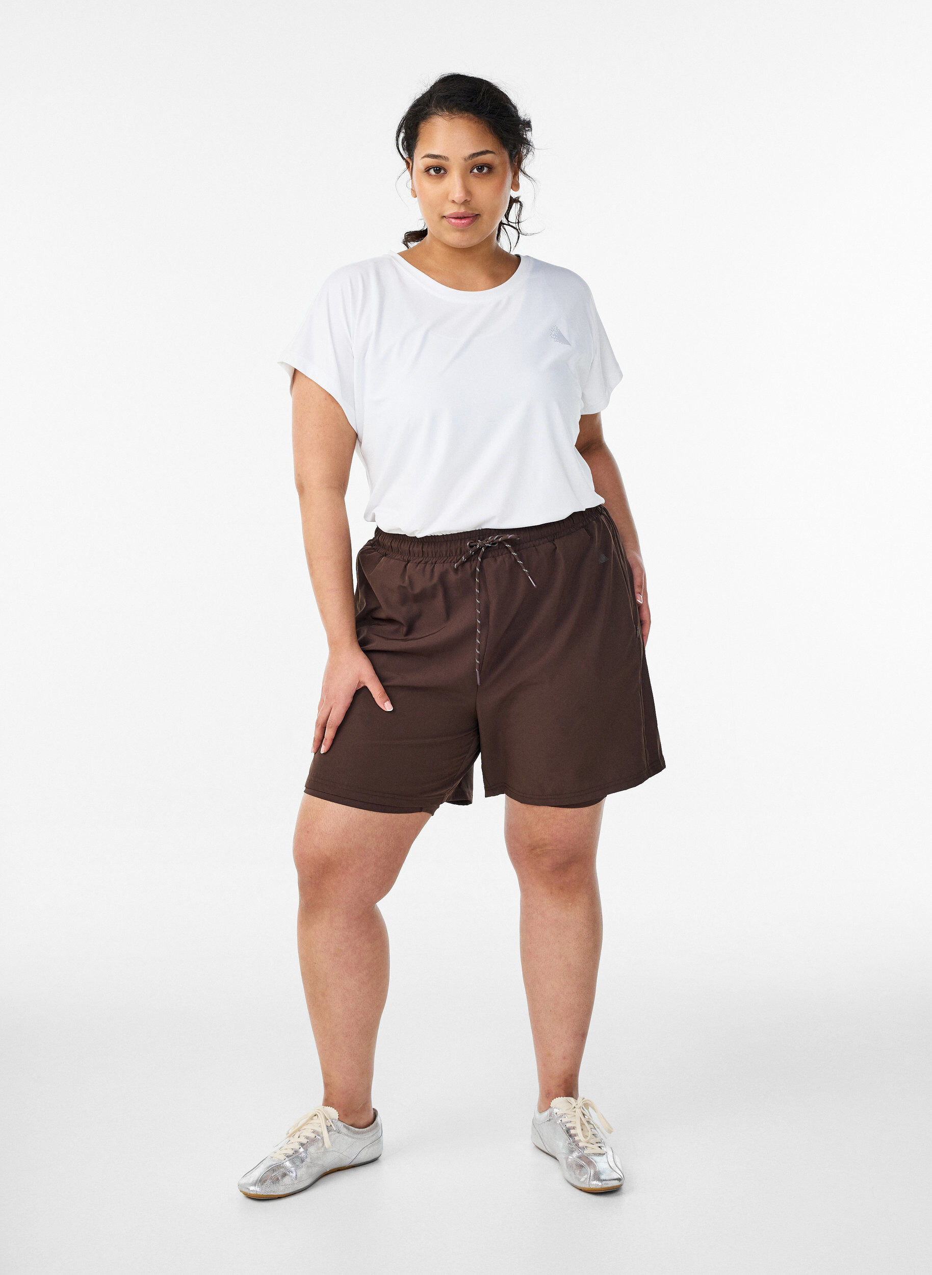 ZizziTrainingshort met binnenbroek en telefoonzakje, Bruin, Model image number 1