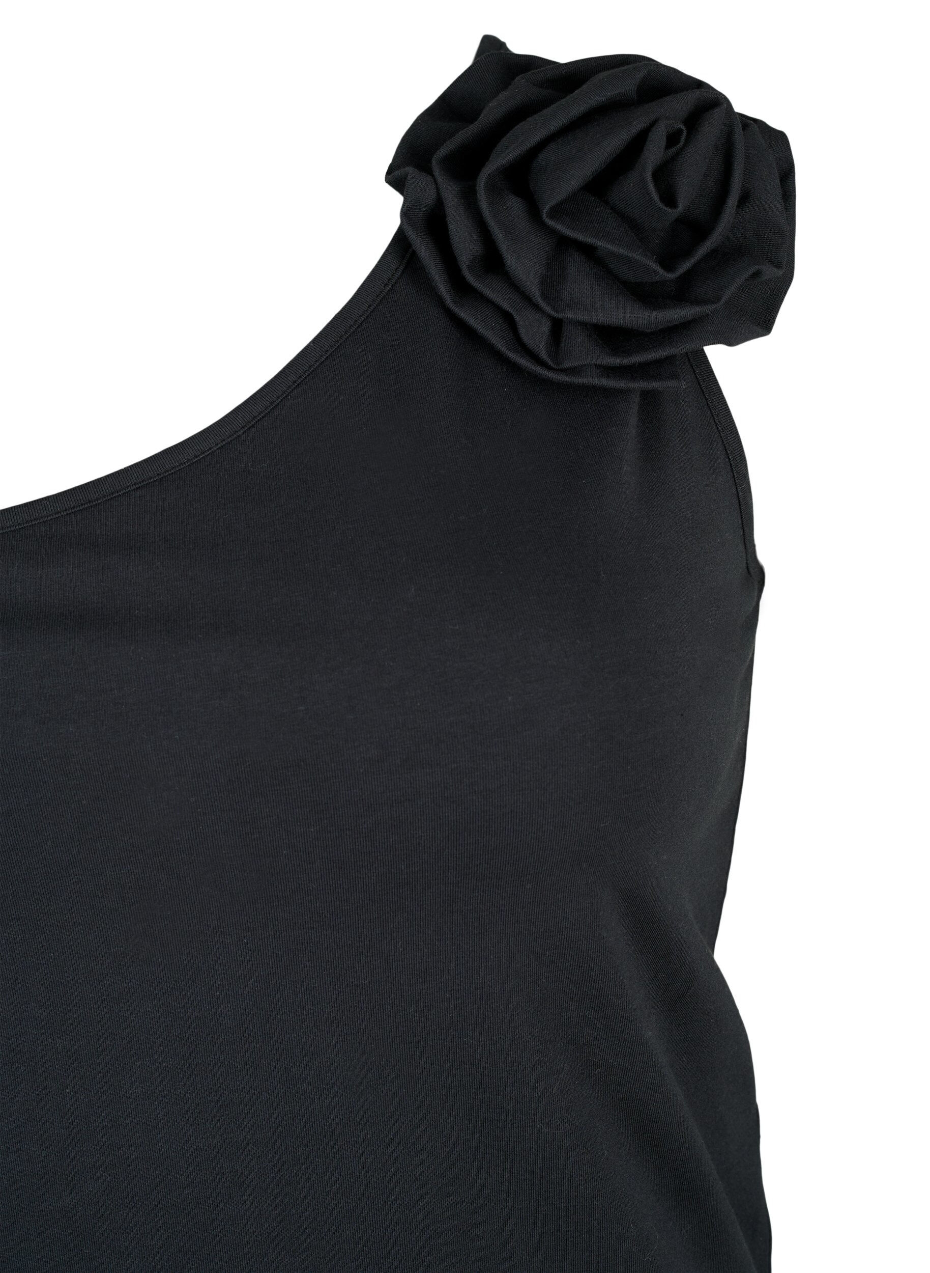 ZizziTopje met &eacute;&eacute;n blote schouder met roos, Black, Packshot image number 2
