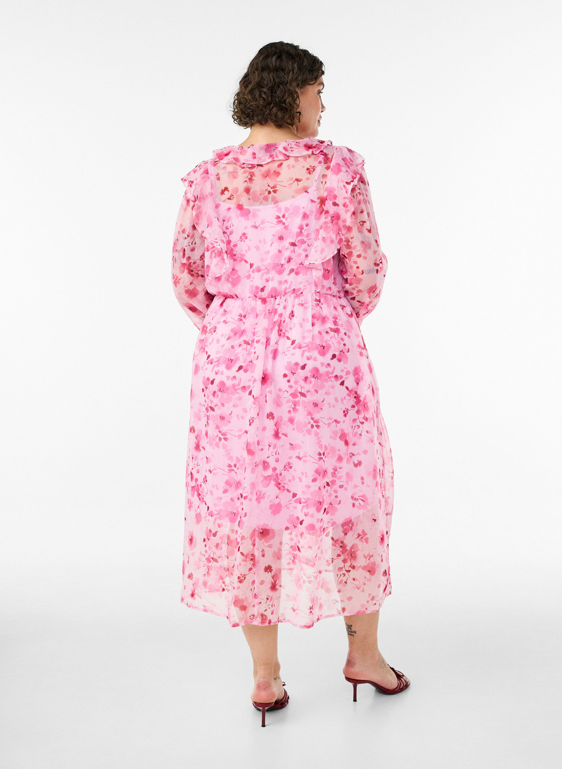 ZizziChiffonjurk met bloemenprint, ruches en lange mouwen, Roze, Model image number 1