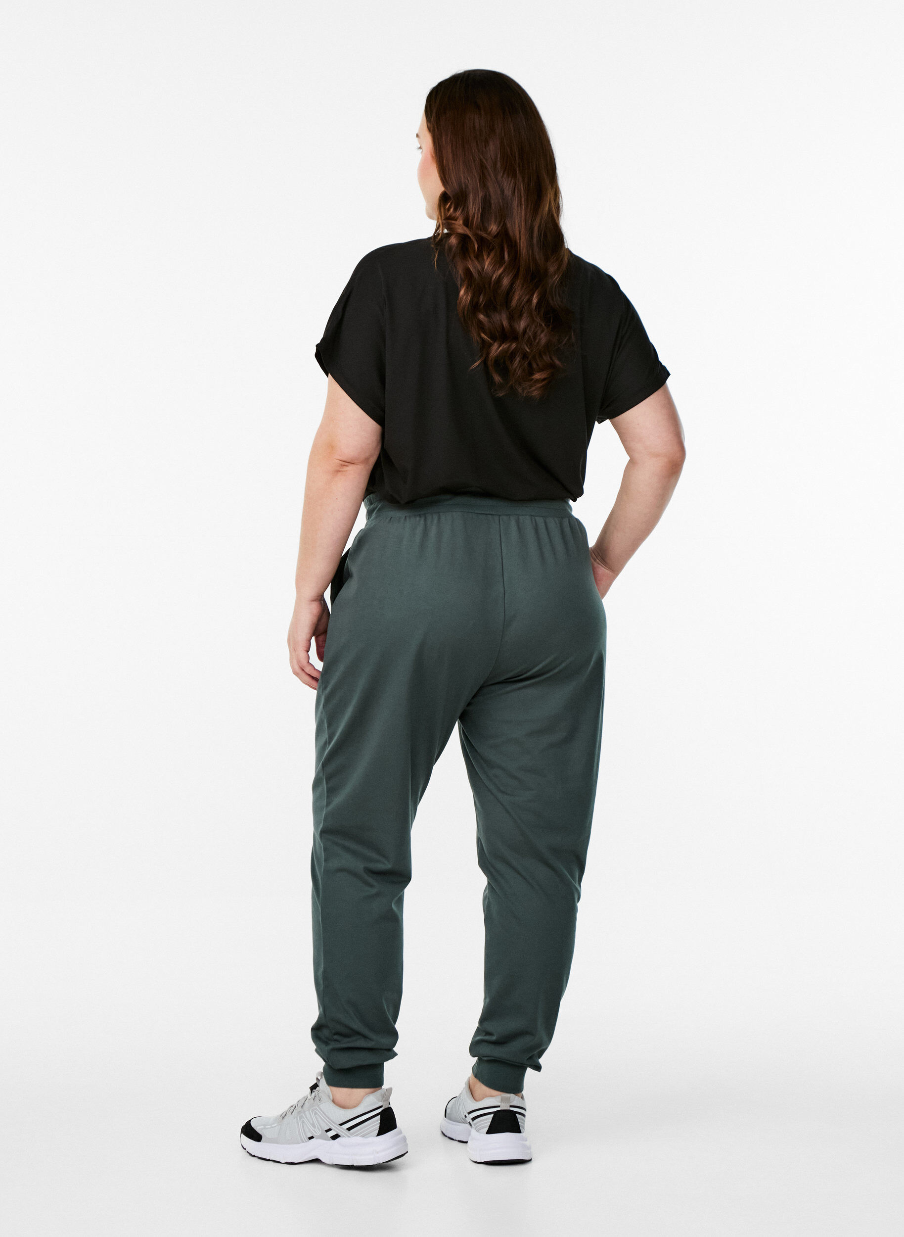 ZizziLosse trainingsbroek met zakken, Groen, Model image number 1
