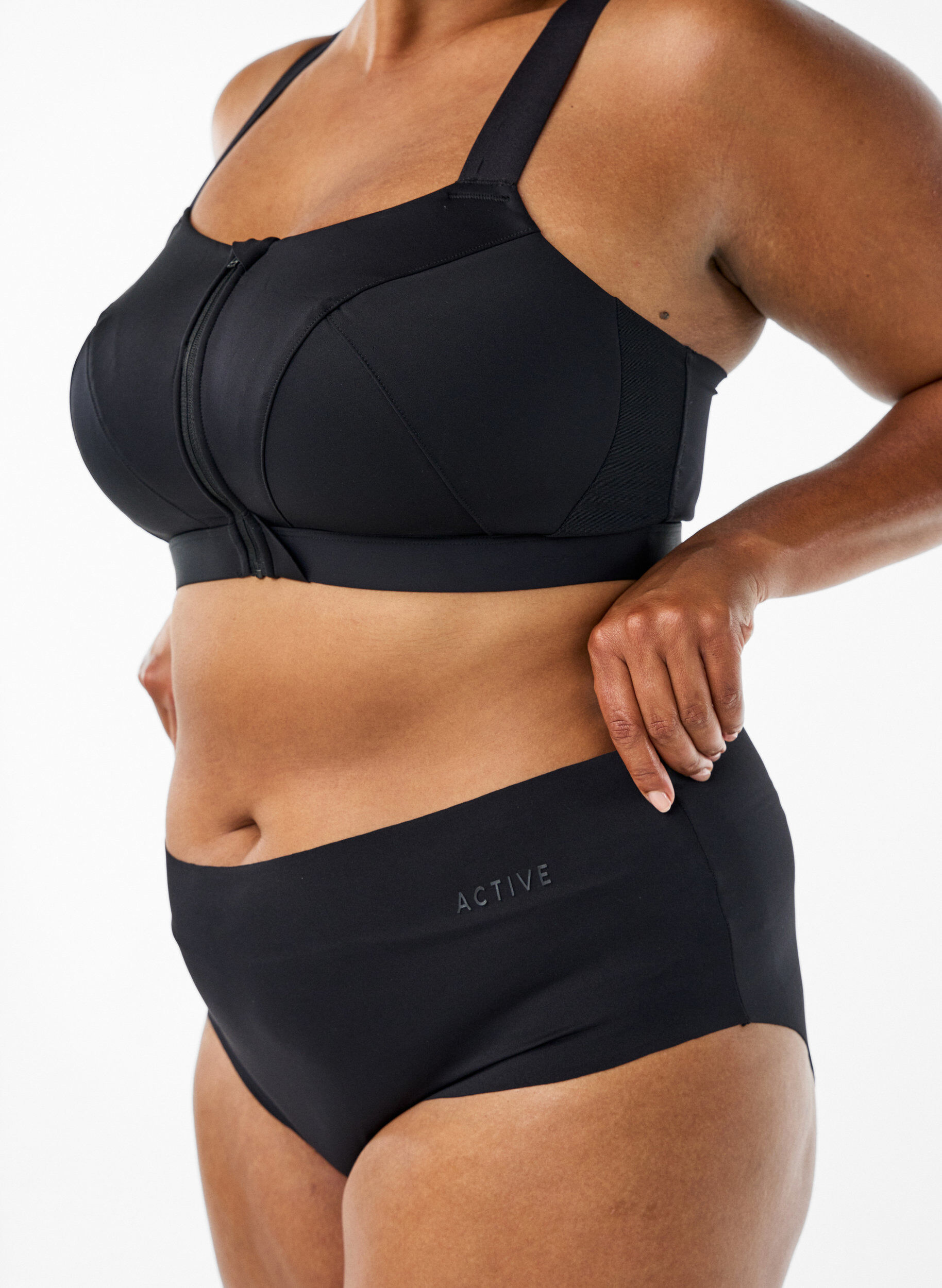 Zizzi2-pack onzichtbare brief training panties, Zwart, Model image number 2