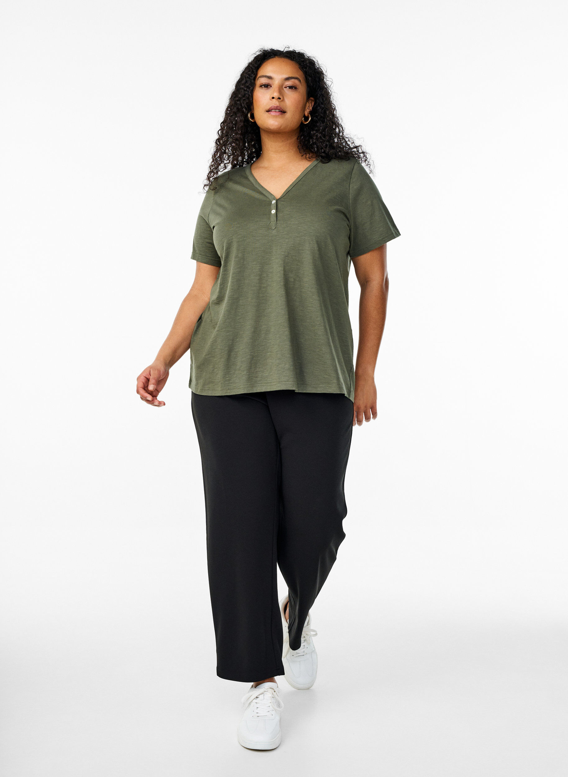 ZizziT-shirt met knoopdetail, Groen, Model image number 1