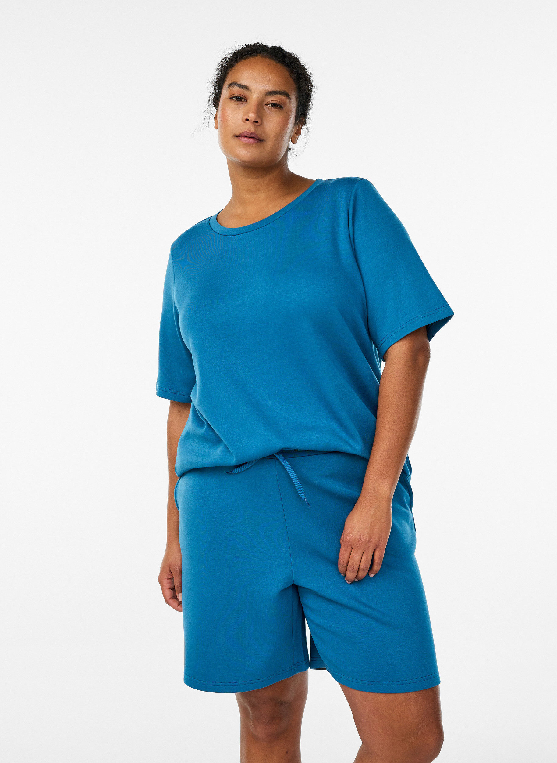 Shorts van modalmix met zakken, Blauw, Model