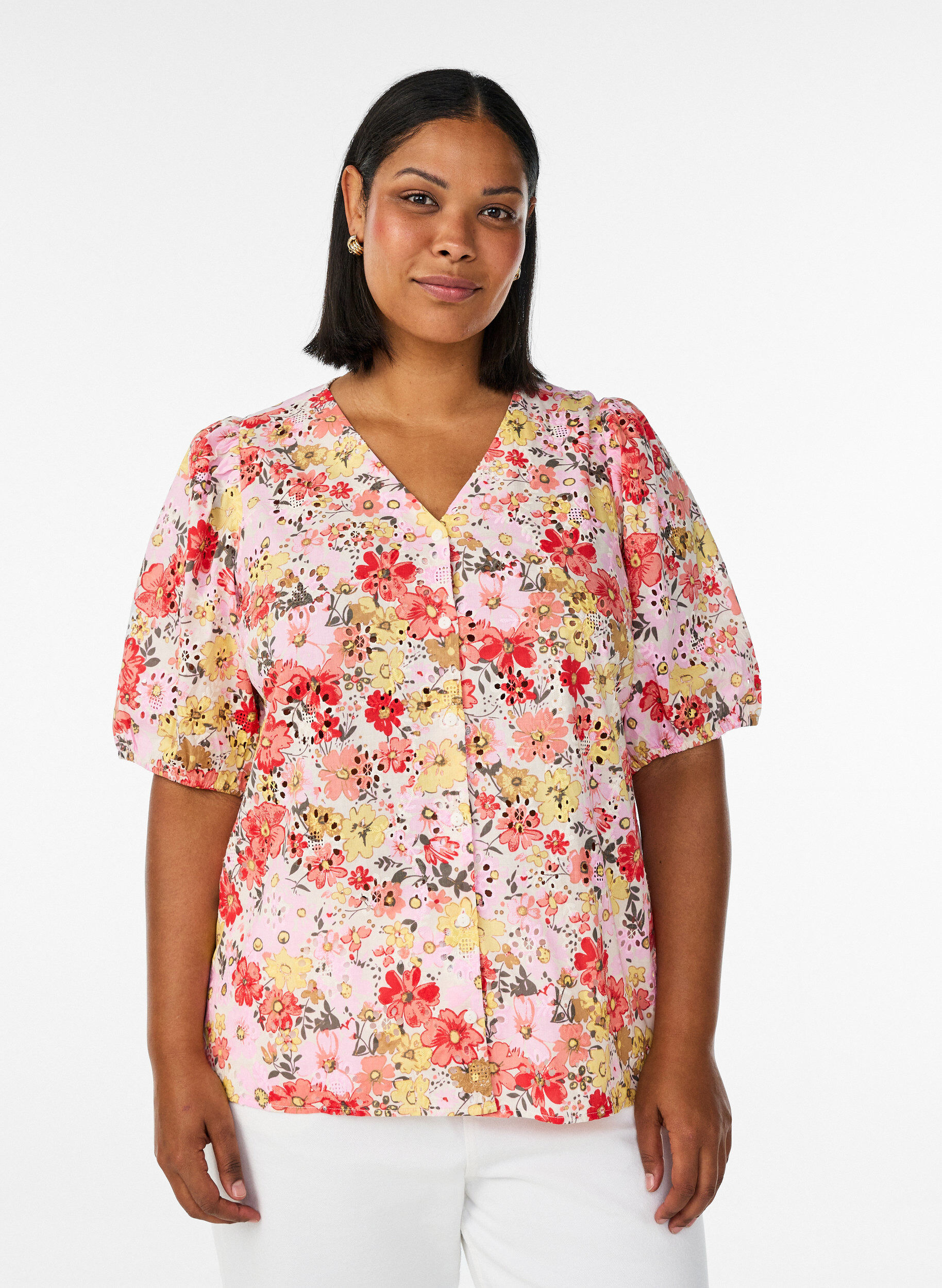 Bloemenblouse met broderiegatwerk en V-hals, Roze, Model