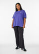 T-shirt van biologisch katoen met klein frontmotief, Blauw, Model image number 1