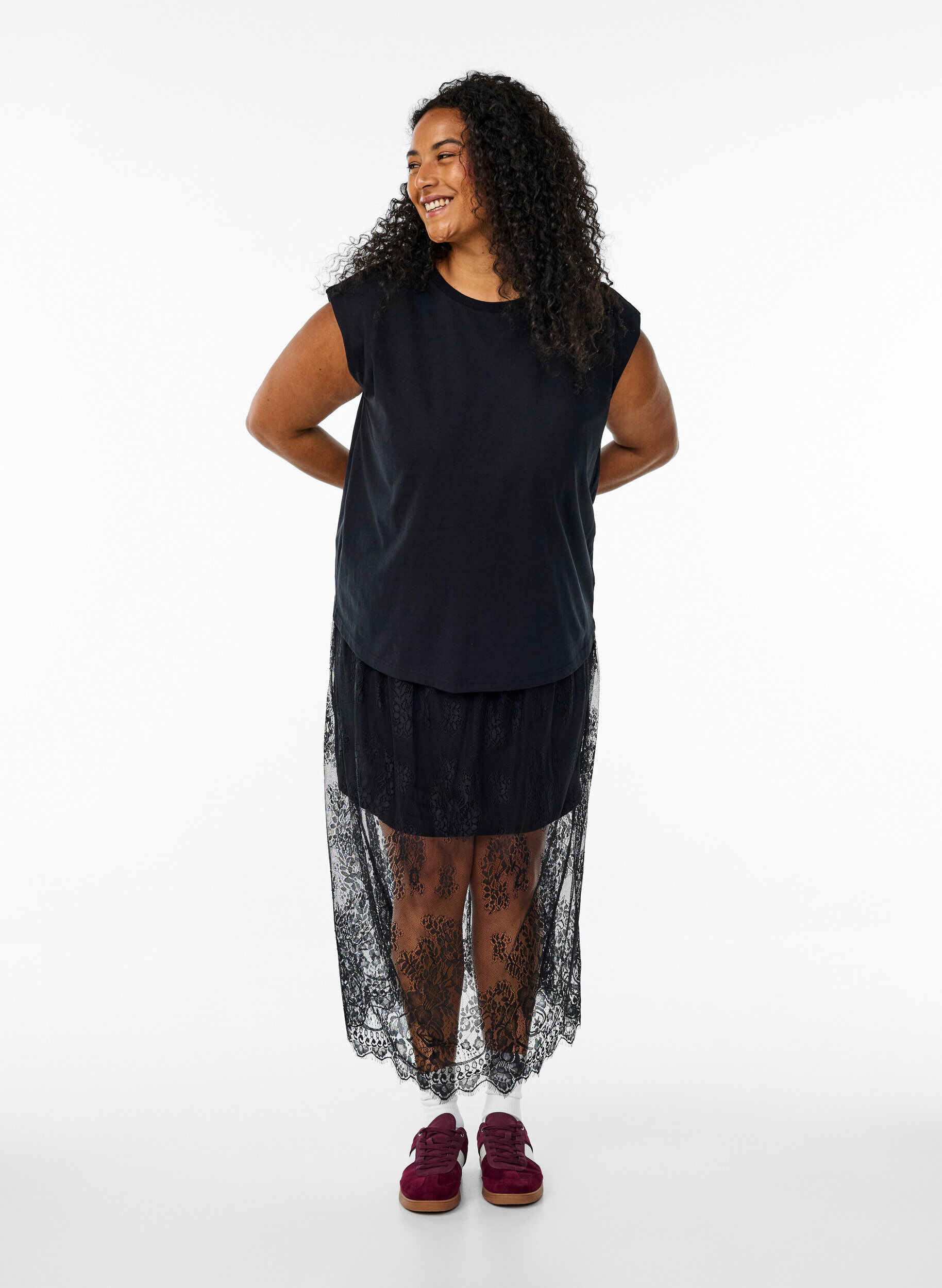 ZizziMouwloze blouse van jersey met schoudervulling, Zwart, Model image number 1