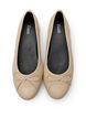 Wide fit - Ballerina met strikje, Beige, Packshot image number 2