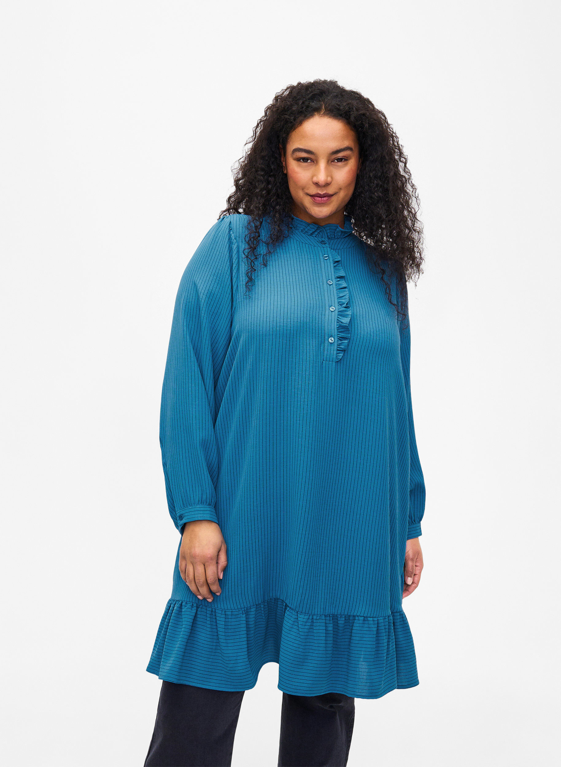 Gestreepte jurk met ruches, Blauw, Model