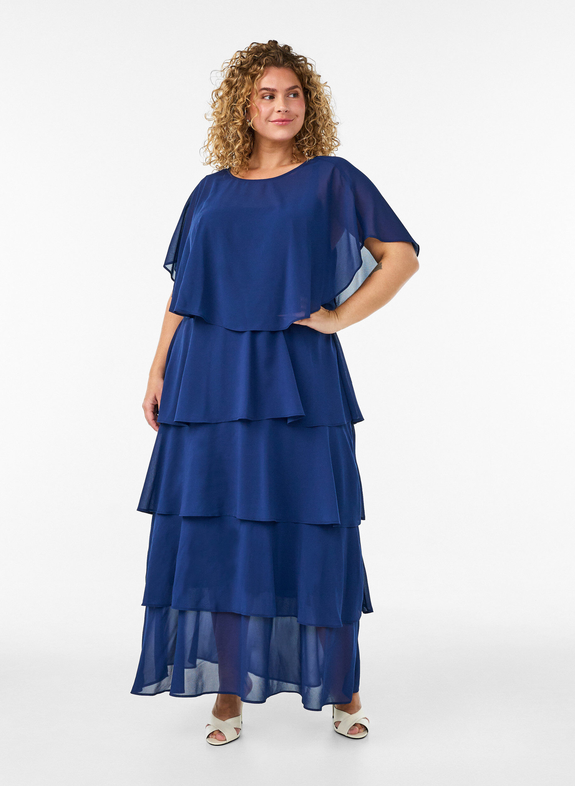ZizziMaxi jurk met ruches en afneembare cape, Blauw, Model image number 2