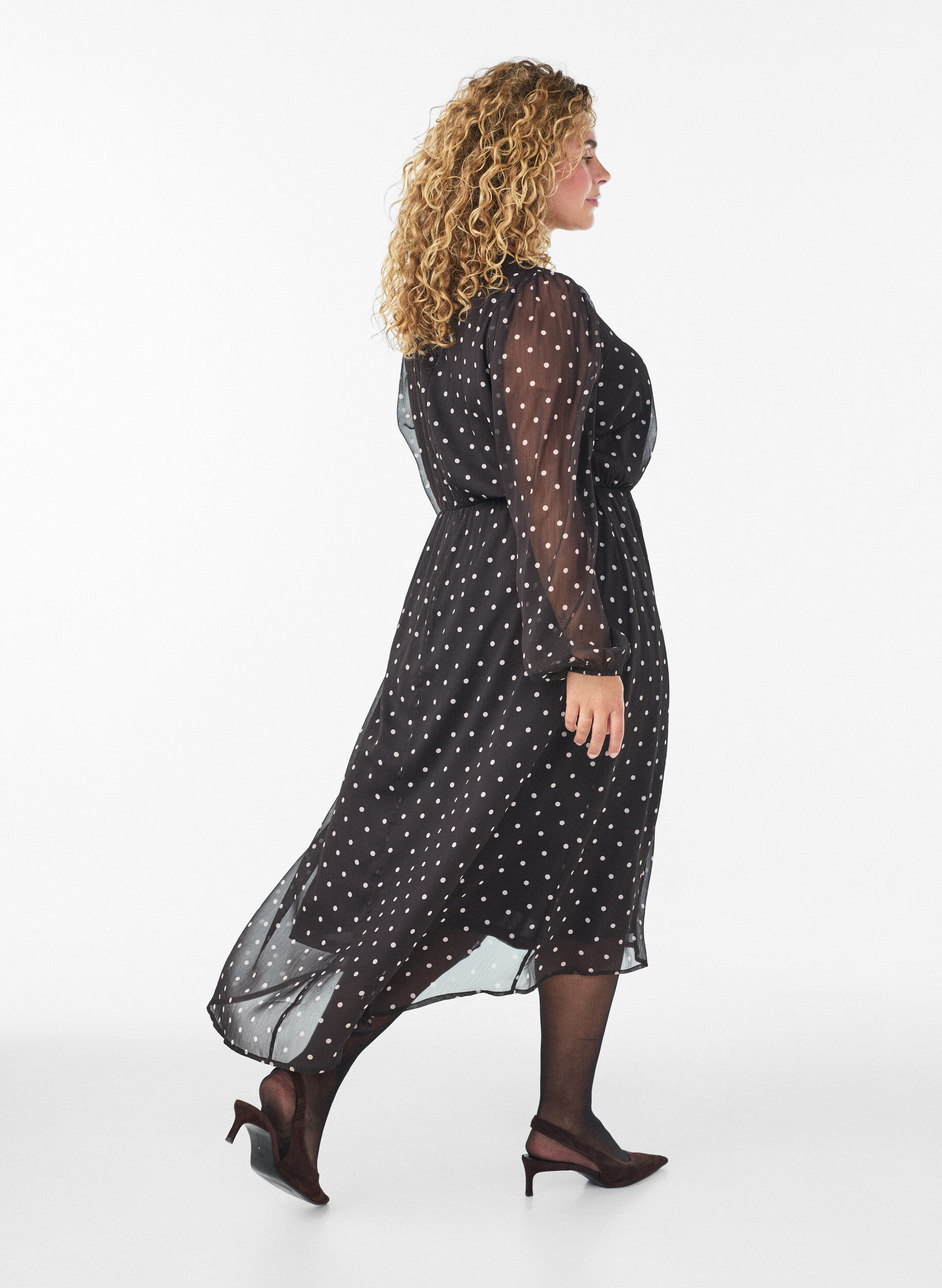 ZizziChiffon jurk met polkadots en lange mouwen, Bruin, Model image number 1