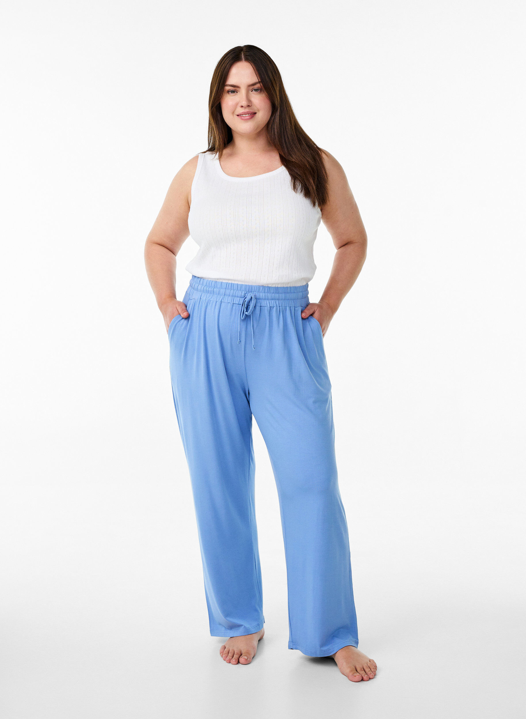 ZizziNacht top in biologische katoen met een gestructureerd patroon, Wit, Model image number 1