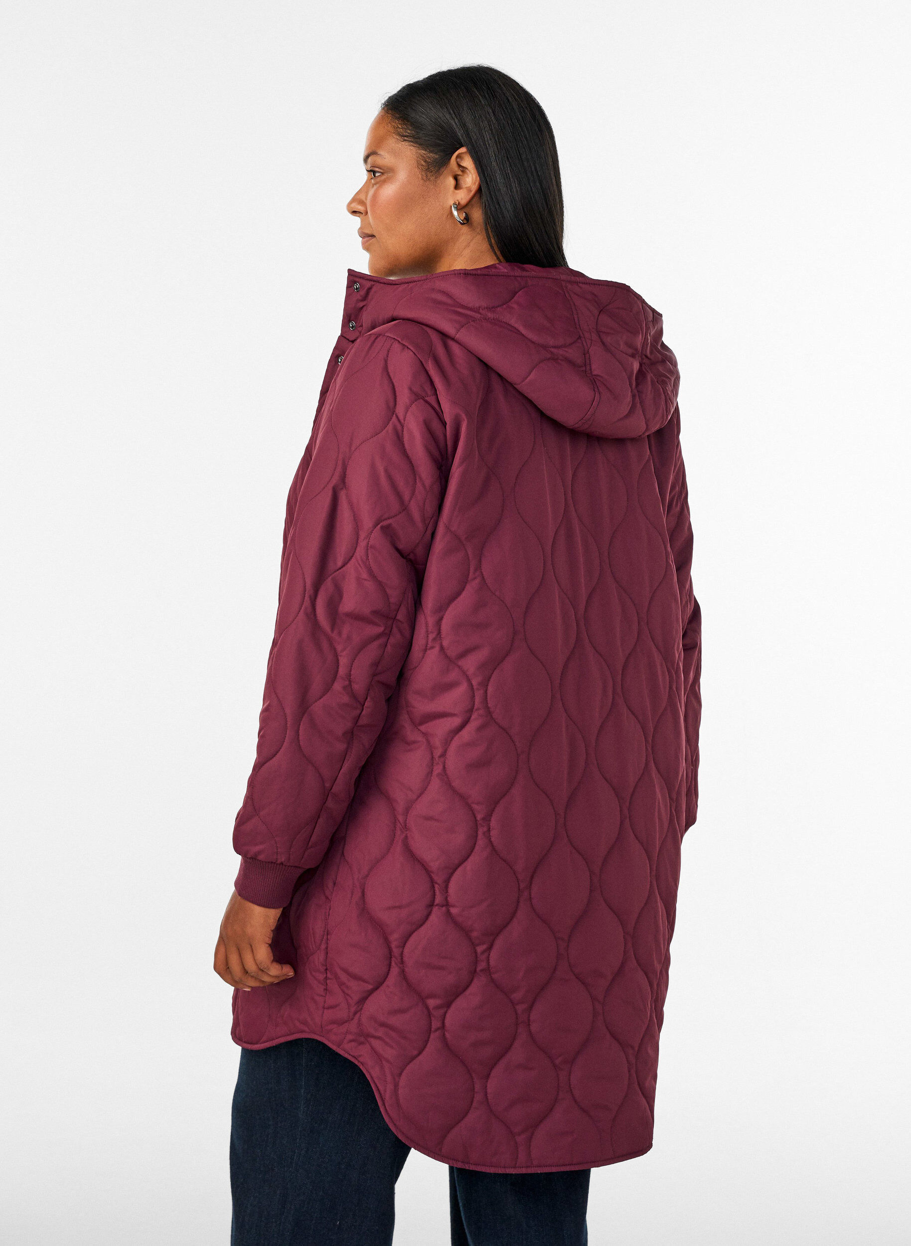 ZizziHalflange gewatteerde jas met een capuchon, Rood, Model image number 2
