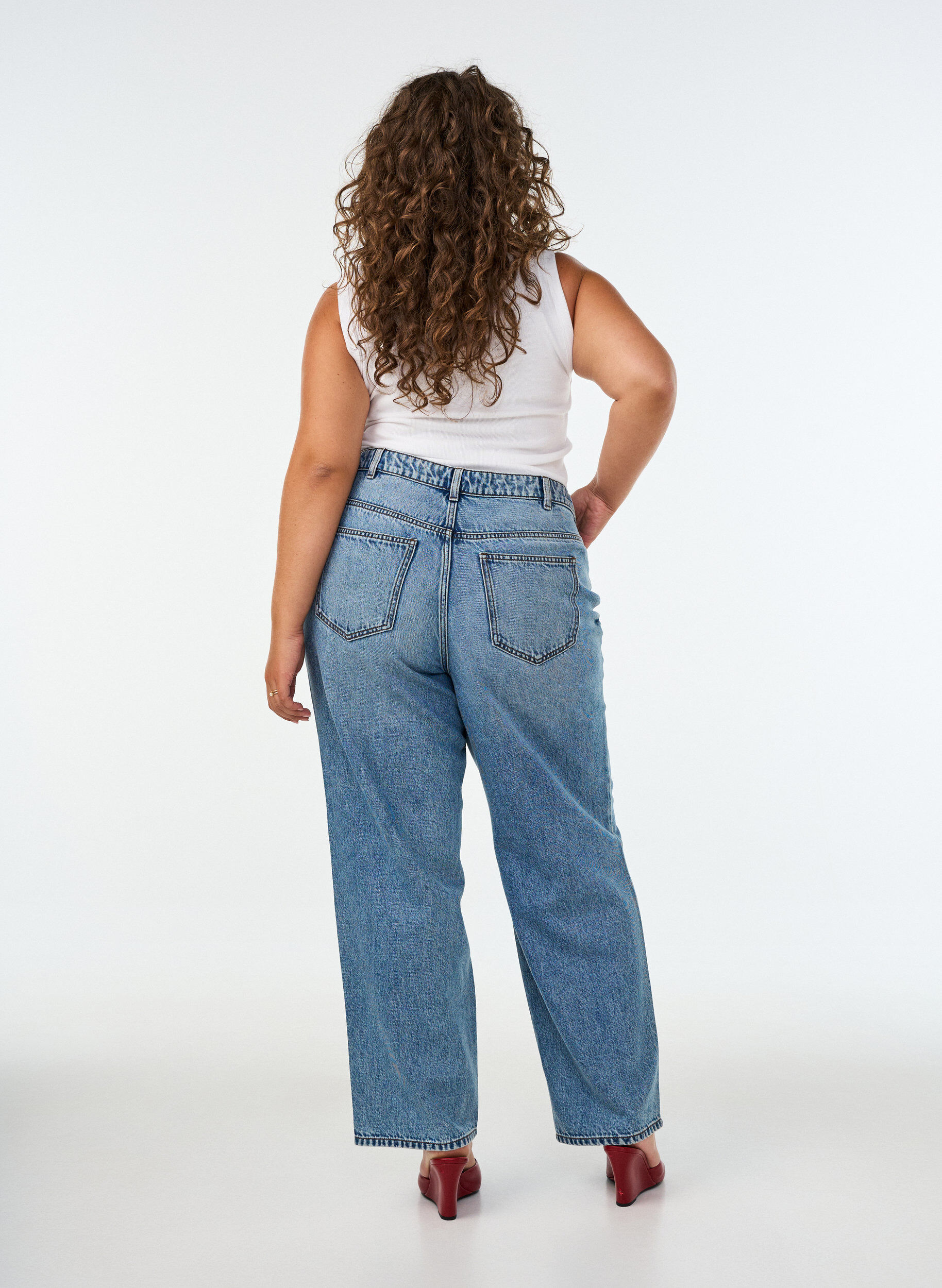 ZizziKiana straight-fit jeans met hoge taille, Blauw, Model image number 1
