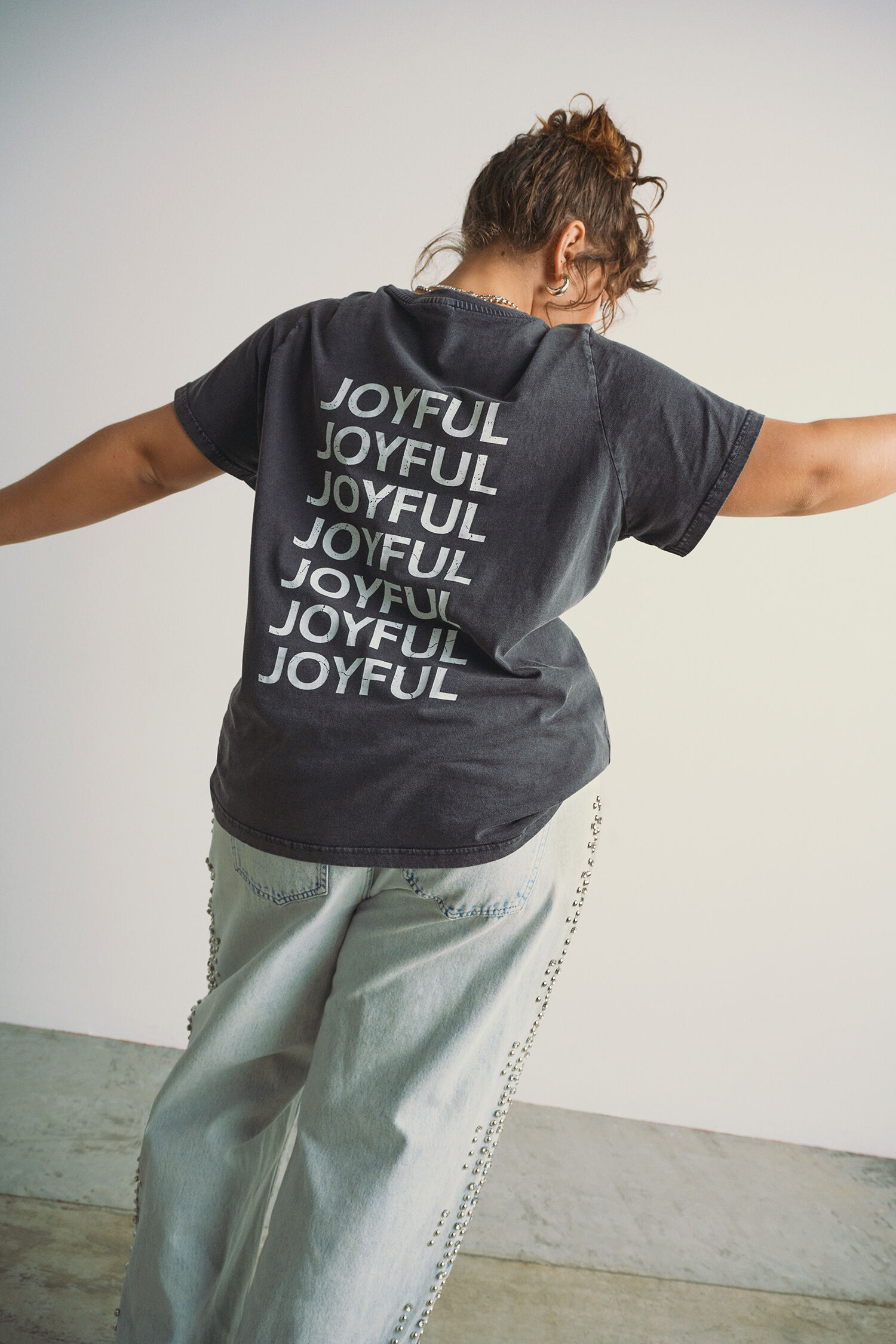 ZizziJeans met details, , Model