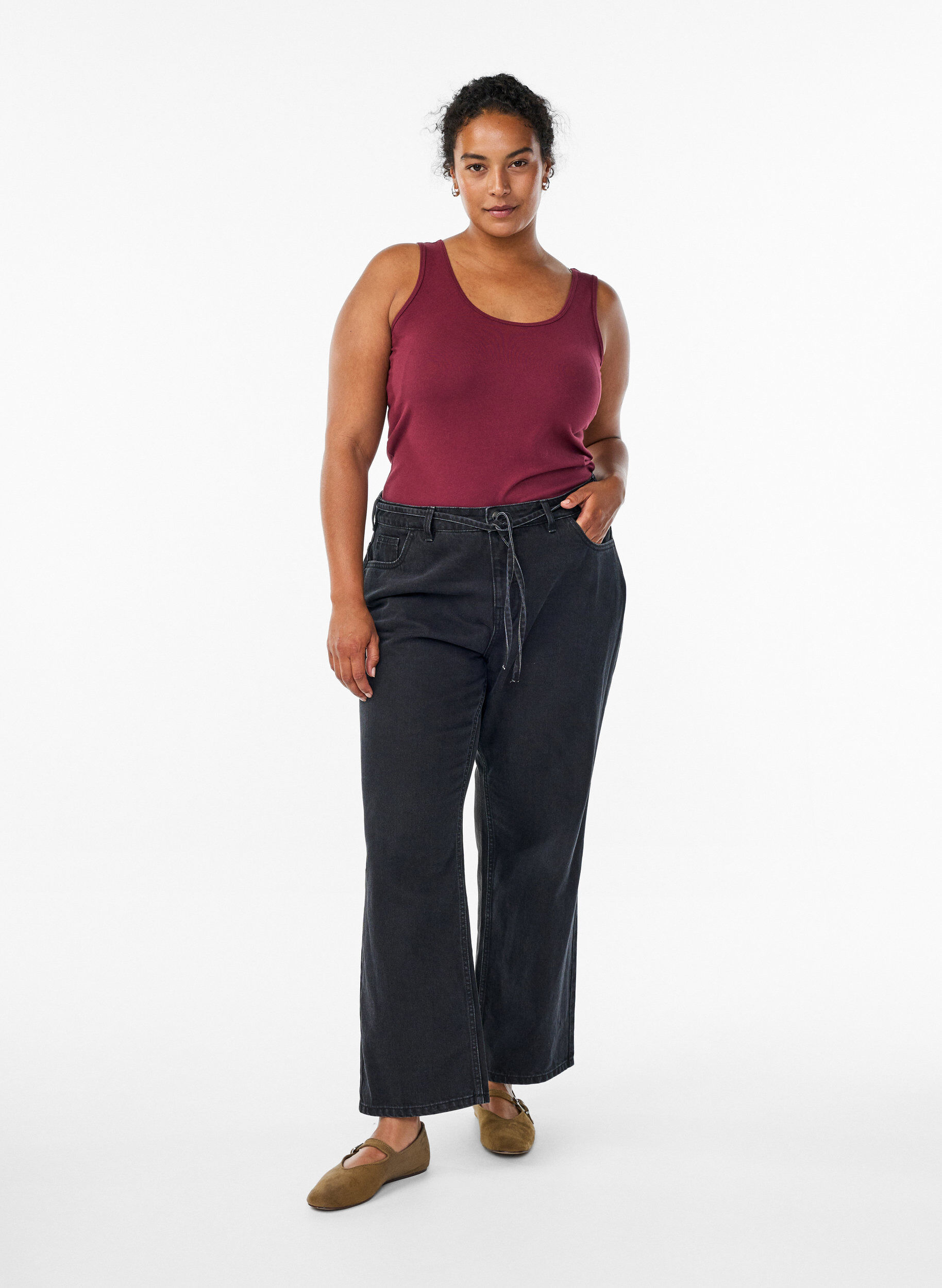 ZizziEffen gekleurd basic top in katoen, Donker Bordeaux, Model image number 1