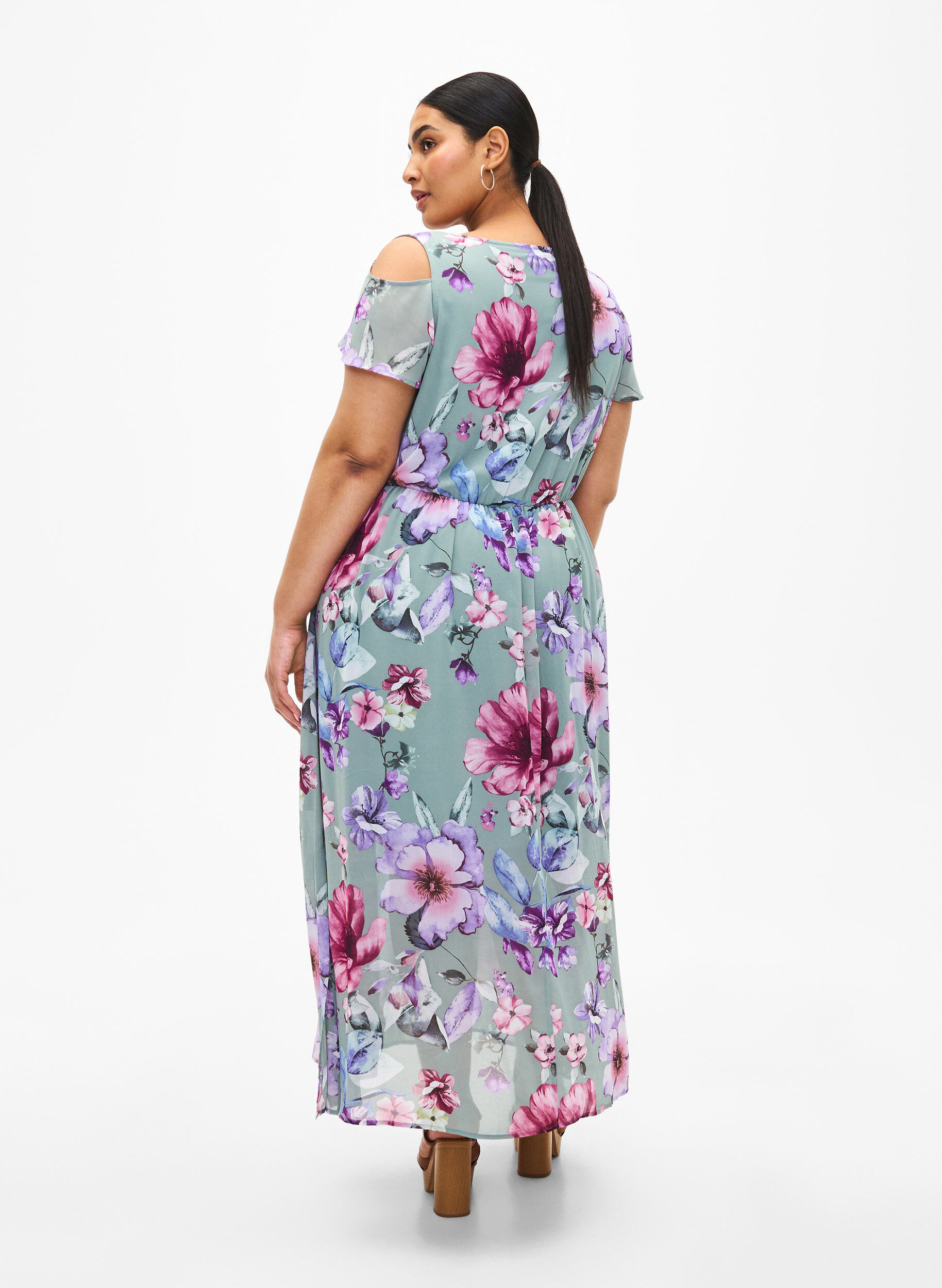 ZizziBloemige maxi-jurk met schouderdetail, Chinois Green AOP, Model image number 1