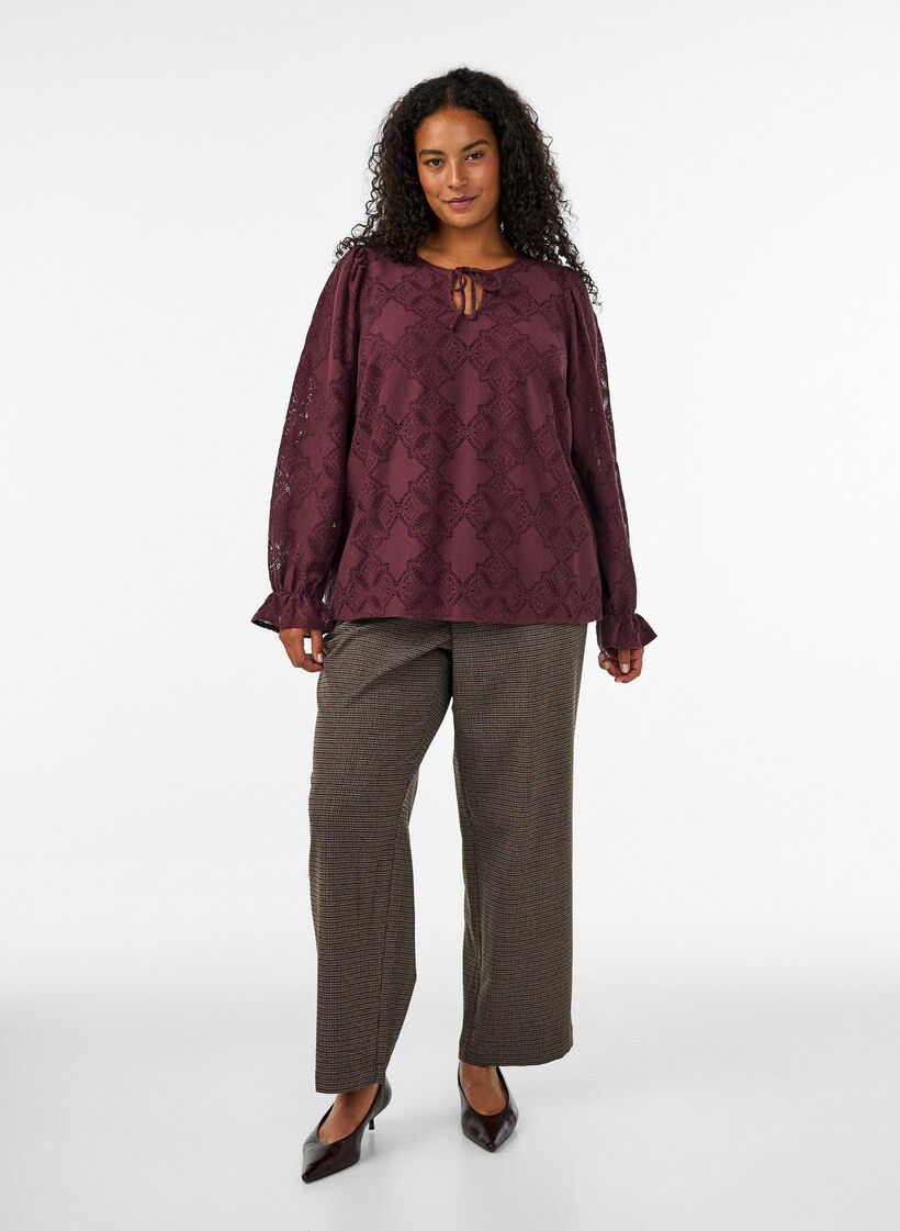 Blouse met lange mouwen met kantpatroon, Donker Bordeaux, Model image number 1