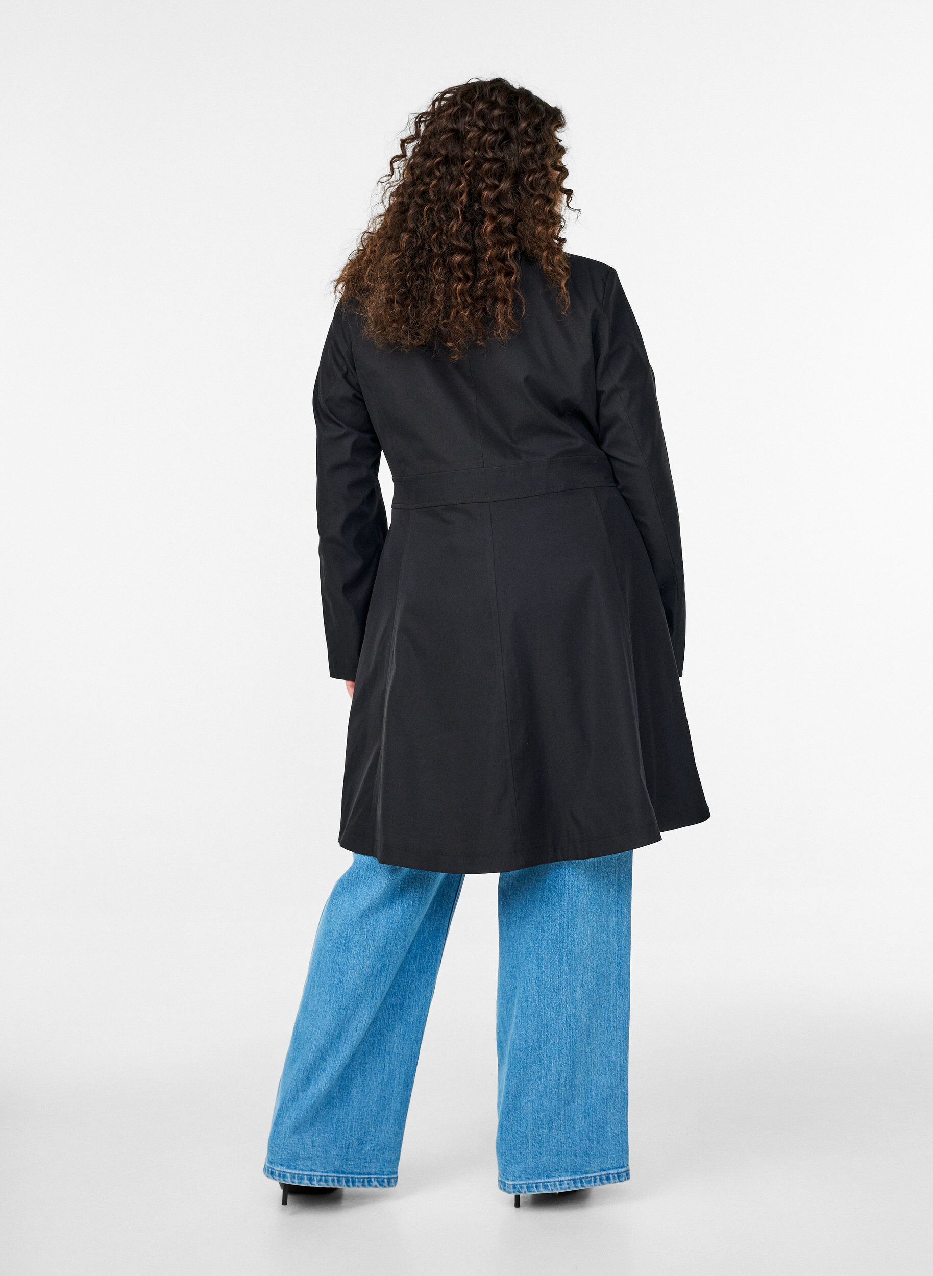 ZizziA-lijn lentejas met dubbele knoopsluiting, Zwart, Model image number 2