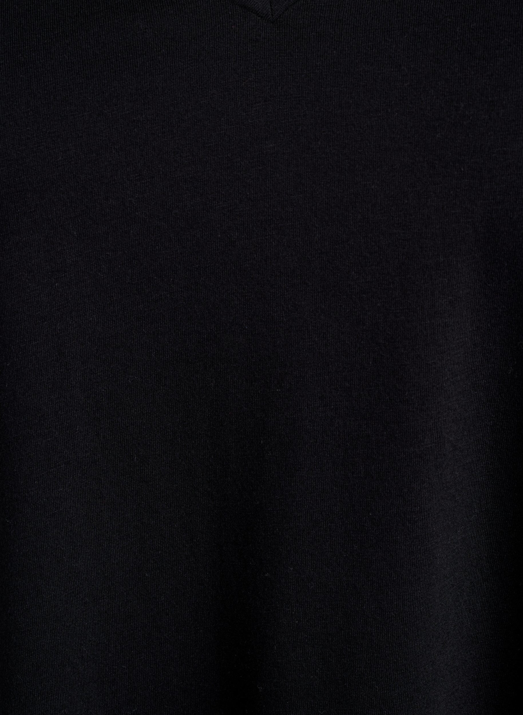 Zizzi Lot de 2 t-shirts avec col en V, Noir, Packshot image number 2