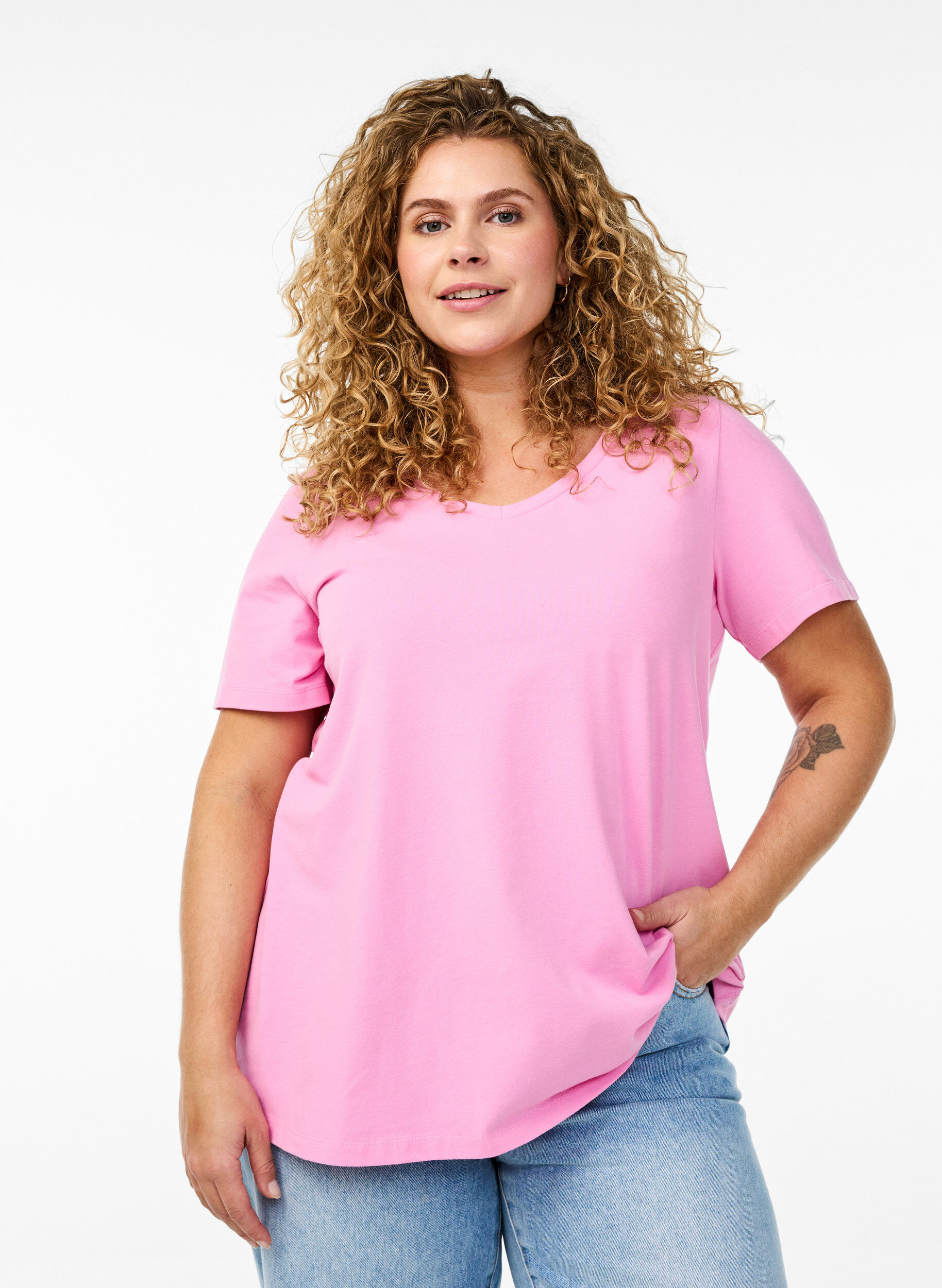 Zizzi T-shirt basique en coton de couleur unie, Rose, Model image number 0