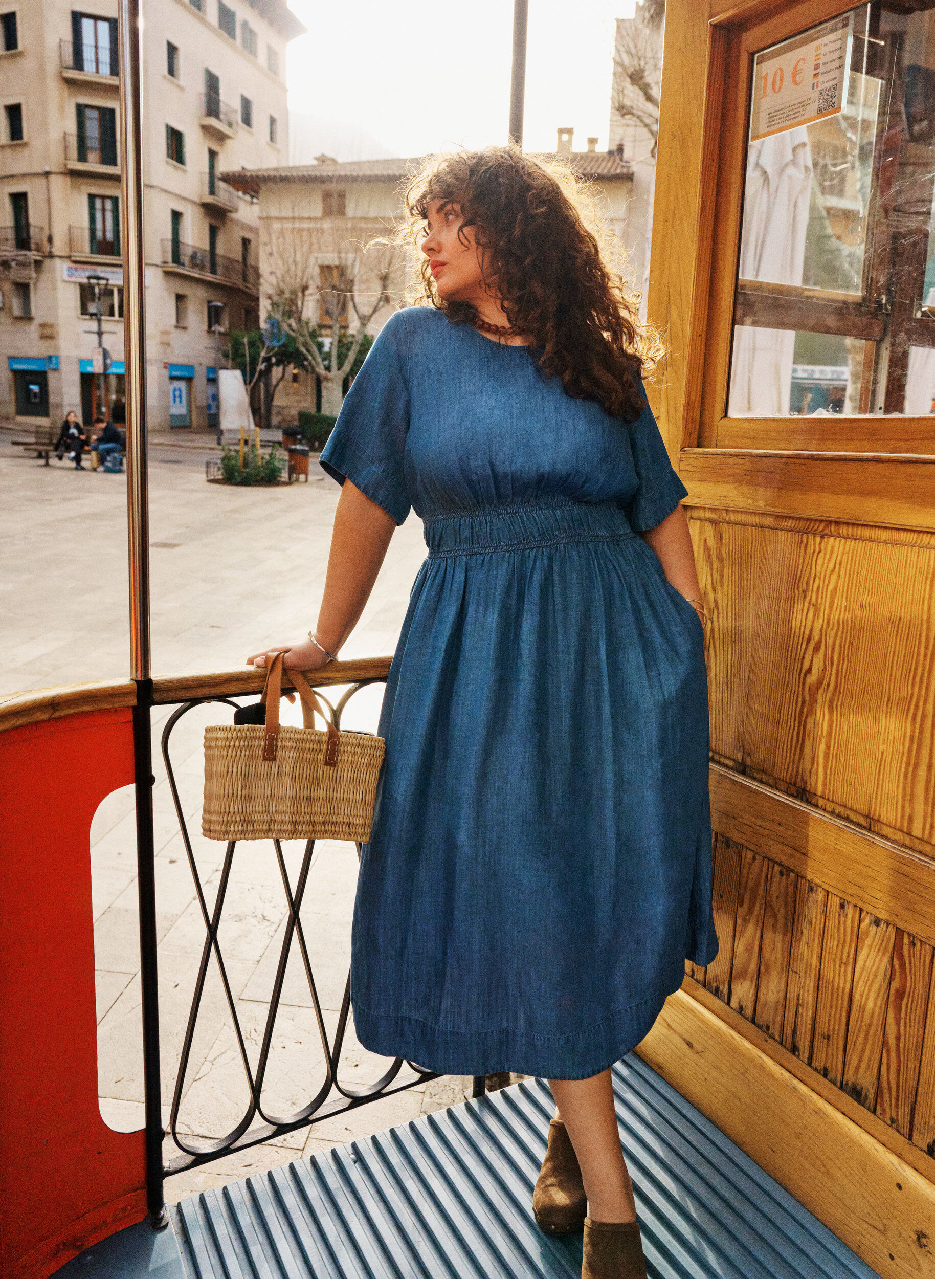 ZizziMidijurk in een denimlook met een elastische taille, Blauw, Image image number 0
