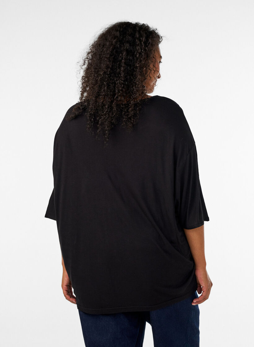 Losse pasvorm T-shirt in viscose jersey, Zwart, Model image number 2