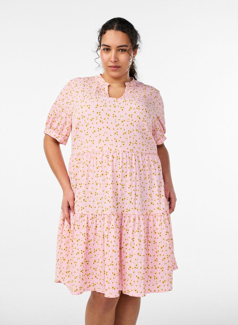 Robe courte coupe &eacute;vas&eacute;e, Rose, Model image number 0