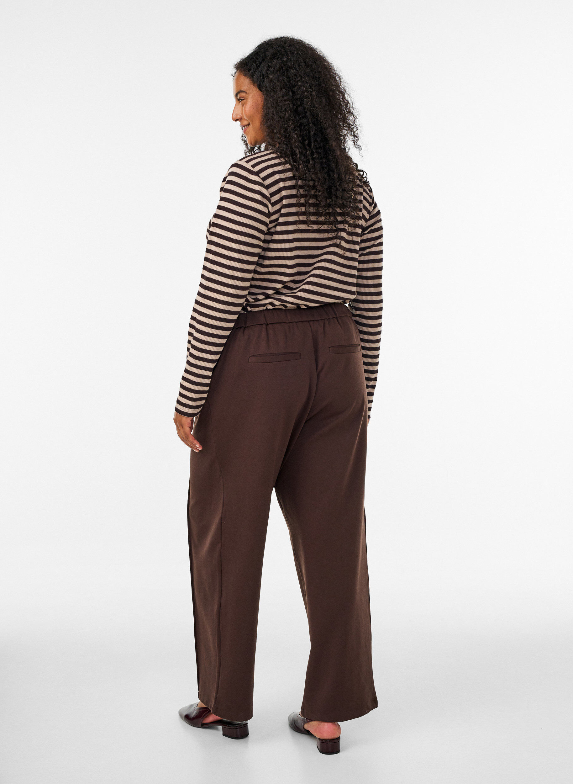 ZizziLosse jerseybroek met hoge taille, Bruin, Model image number 1