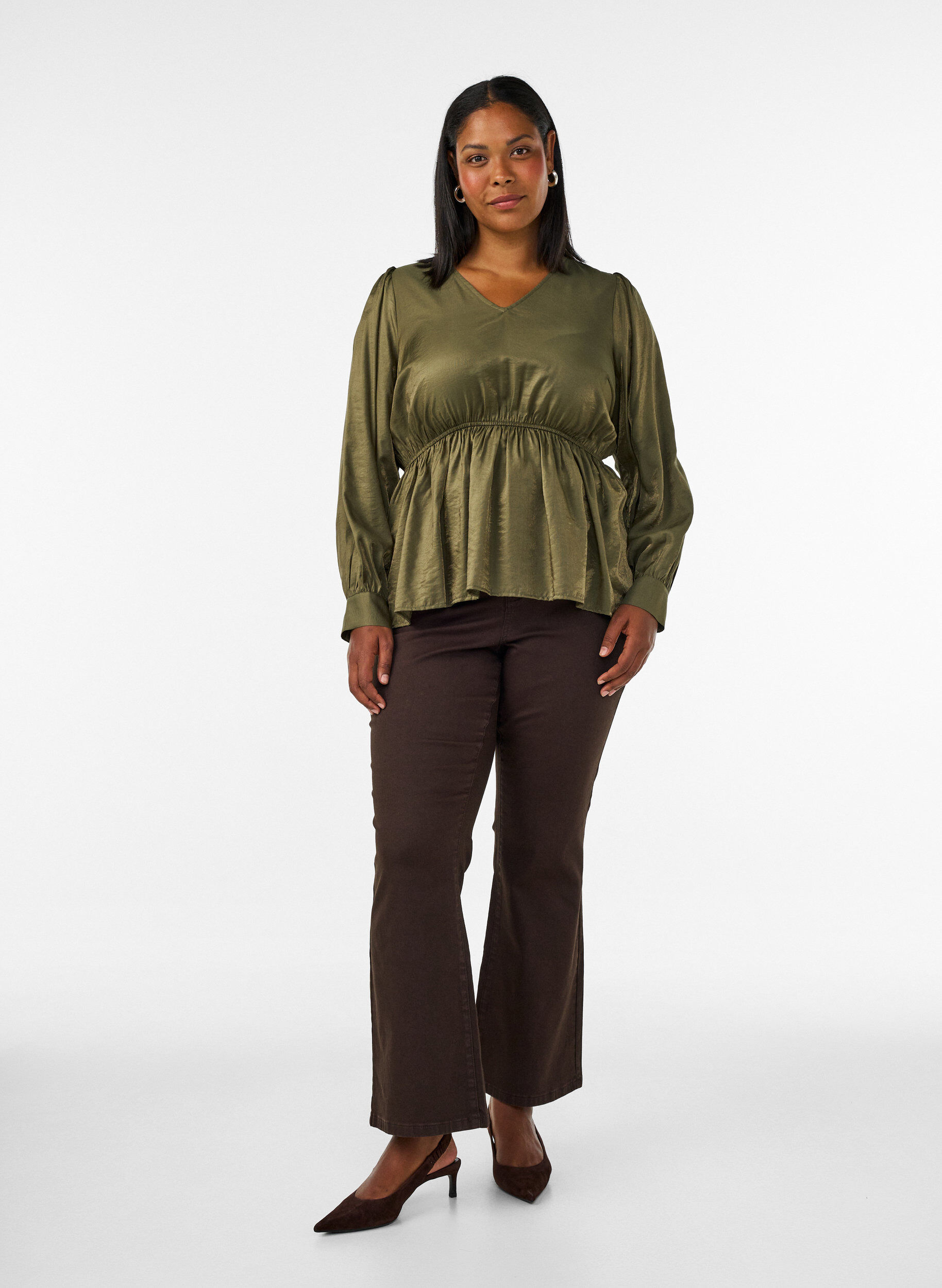 ZizziGlanzende viscose blouse met peplumeffect, Groen, Model image number 1
