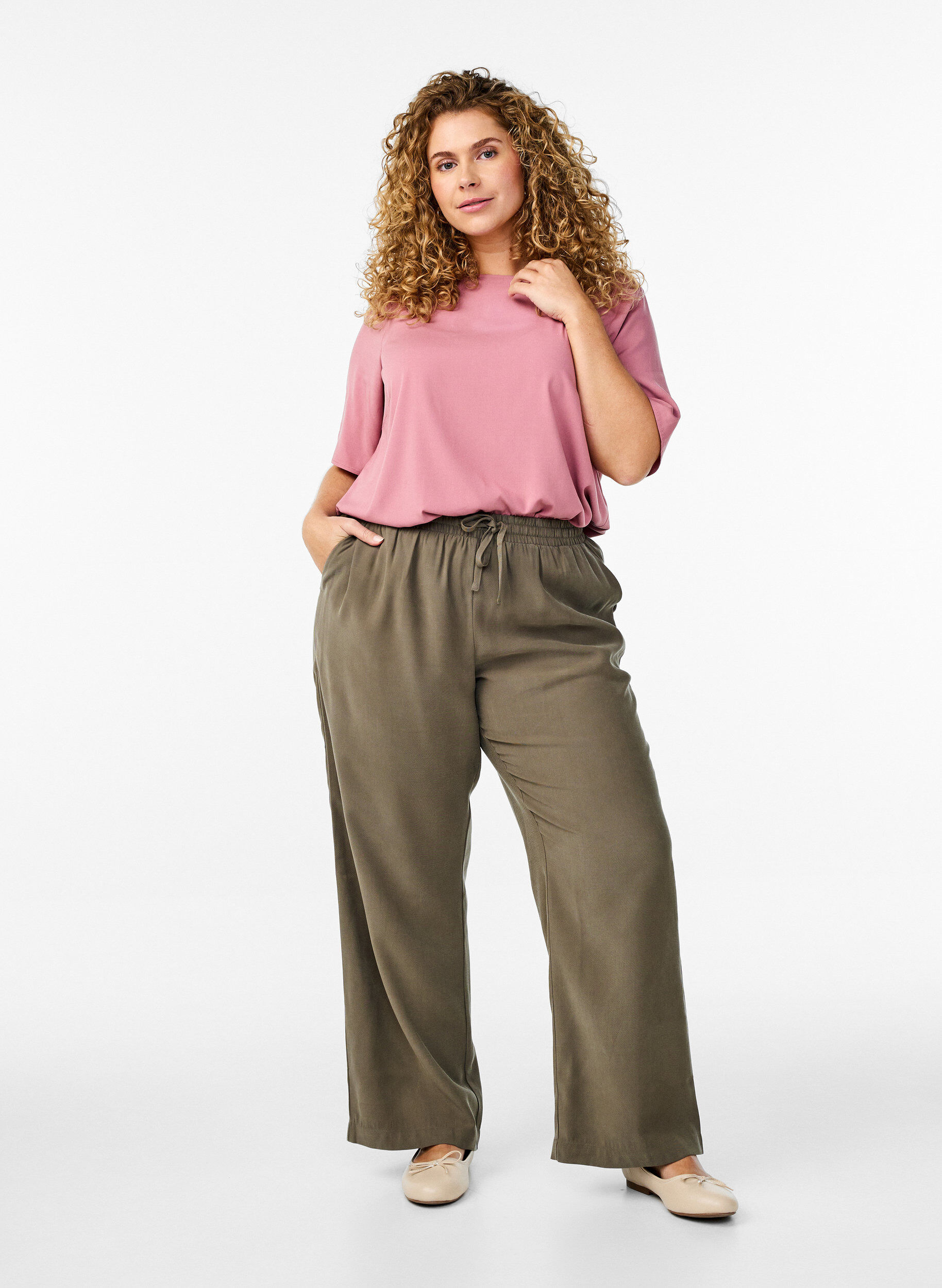 ZizziFLASH - Geweven blouse met korte mouwen en ronde hals, Roze, Model image number 1