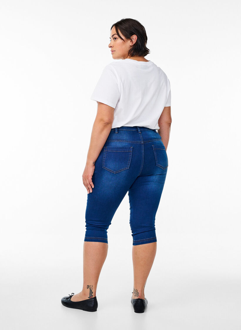 High waist Amy capri jeans met super slim fit, Blue denim, Model
