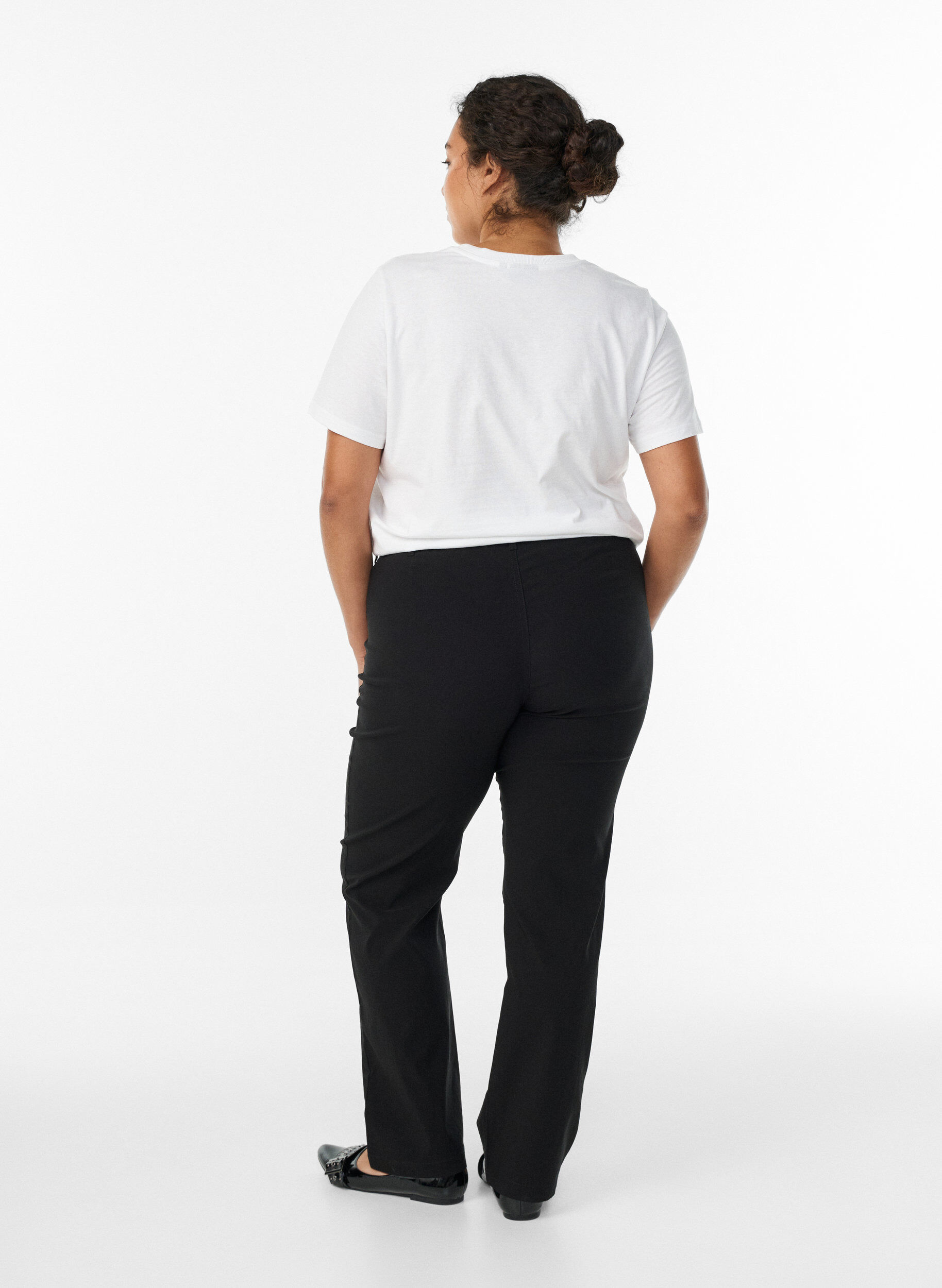 ZizziKlassieke broek in viscosemix, Zwart, Model image number 2