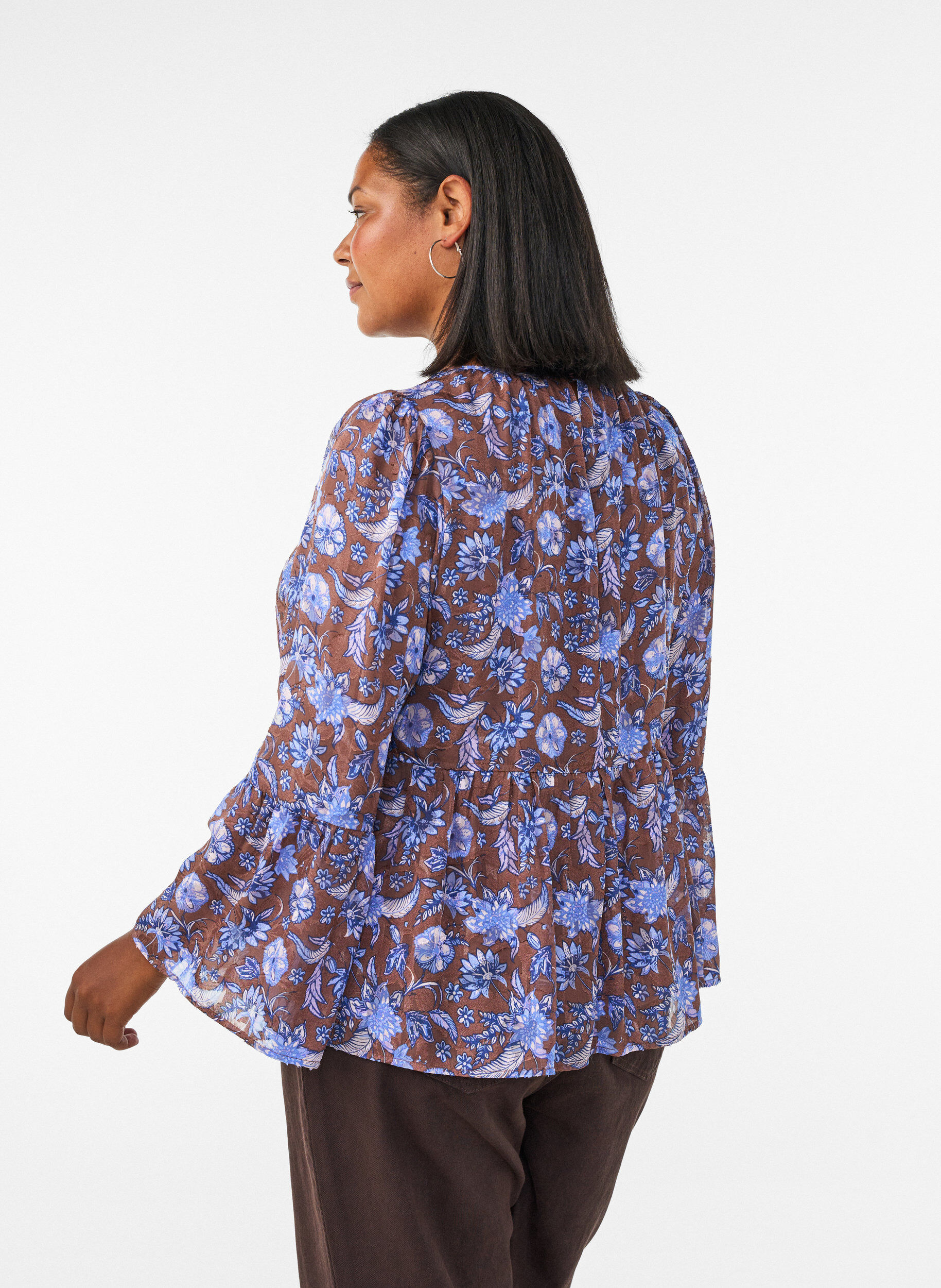 ZizziBlouse met bloemenprint en ruches aan de mouwen, Bruin, Model image number 2