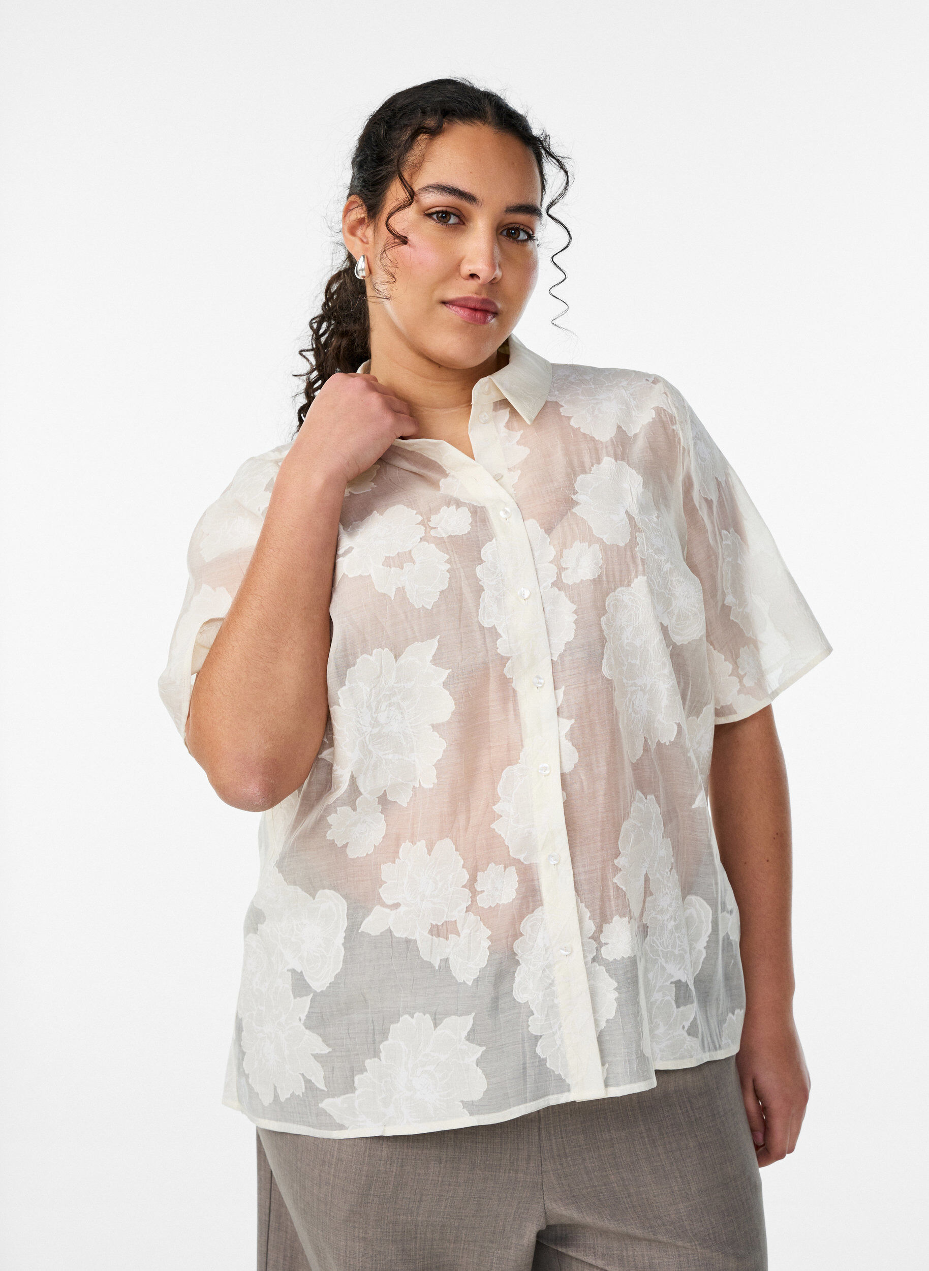 ZizziTransparante blouse met bloemenprint, Beige, Model image number 0