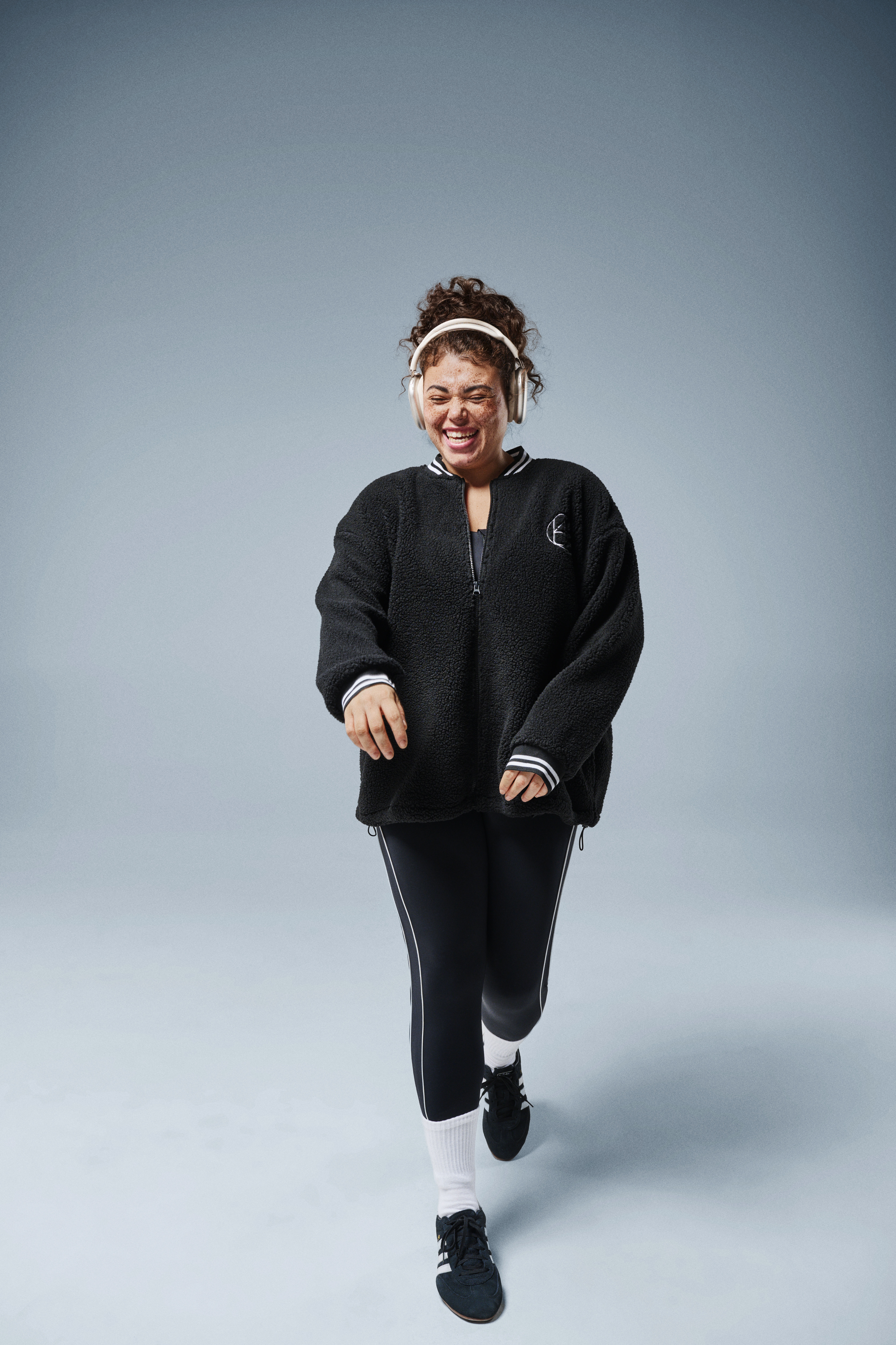 ZizziTeddyfleece jas met gestreepte details, , Model