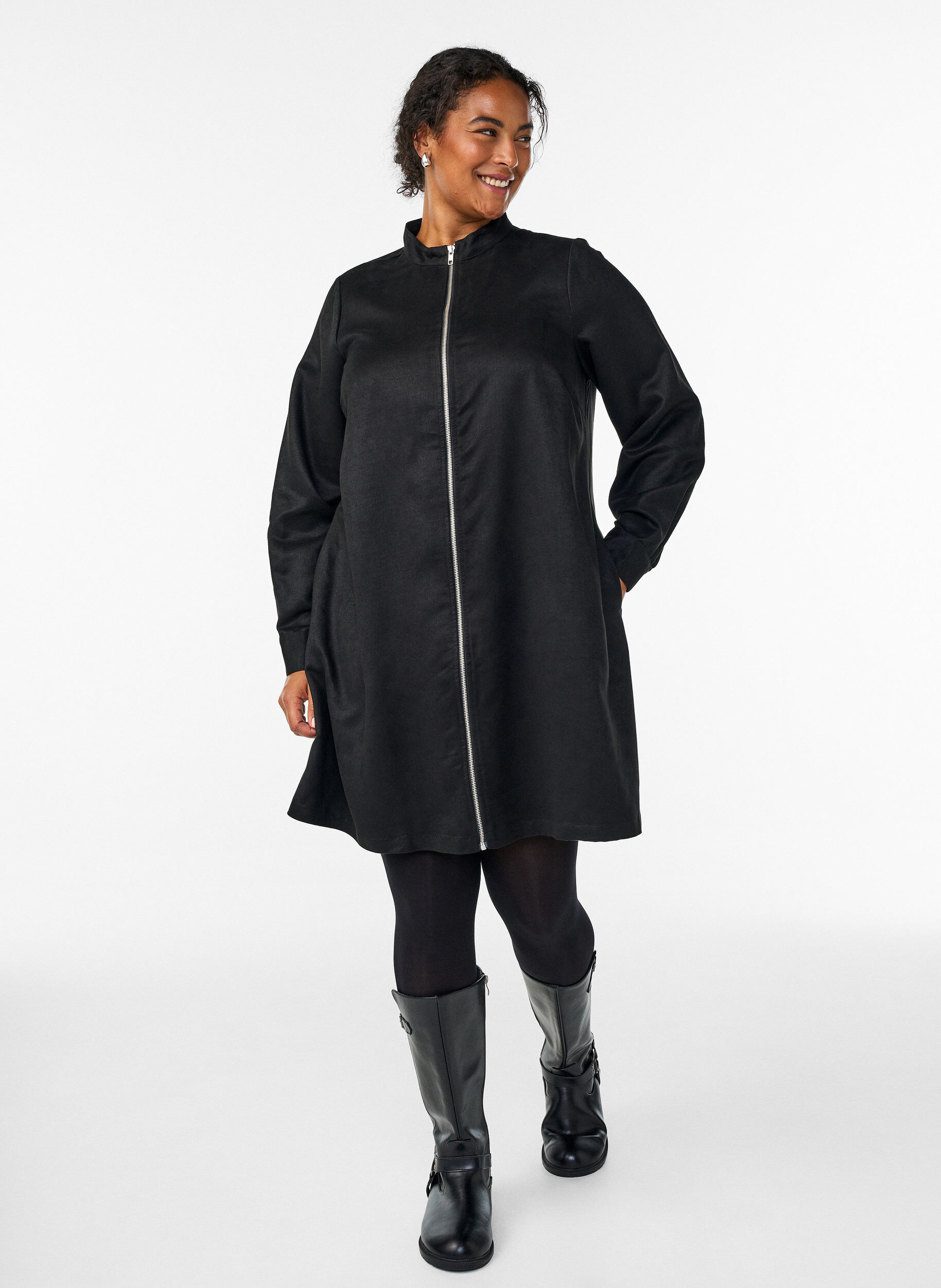 ZizziLang overhemd van imitatie-su&egrave;de met rits, Zwart, Model image number 1