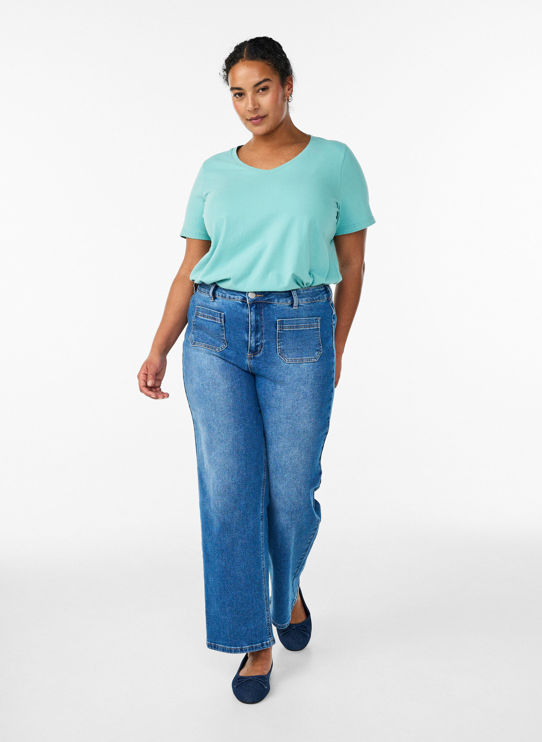 Zizzi T-shirt en coton uni basique, Vert, Model image number 1